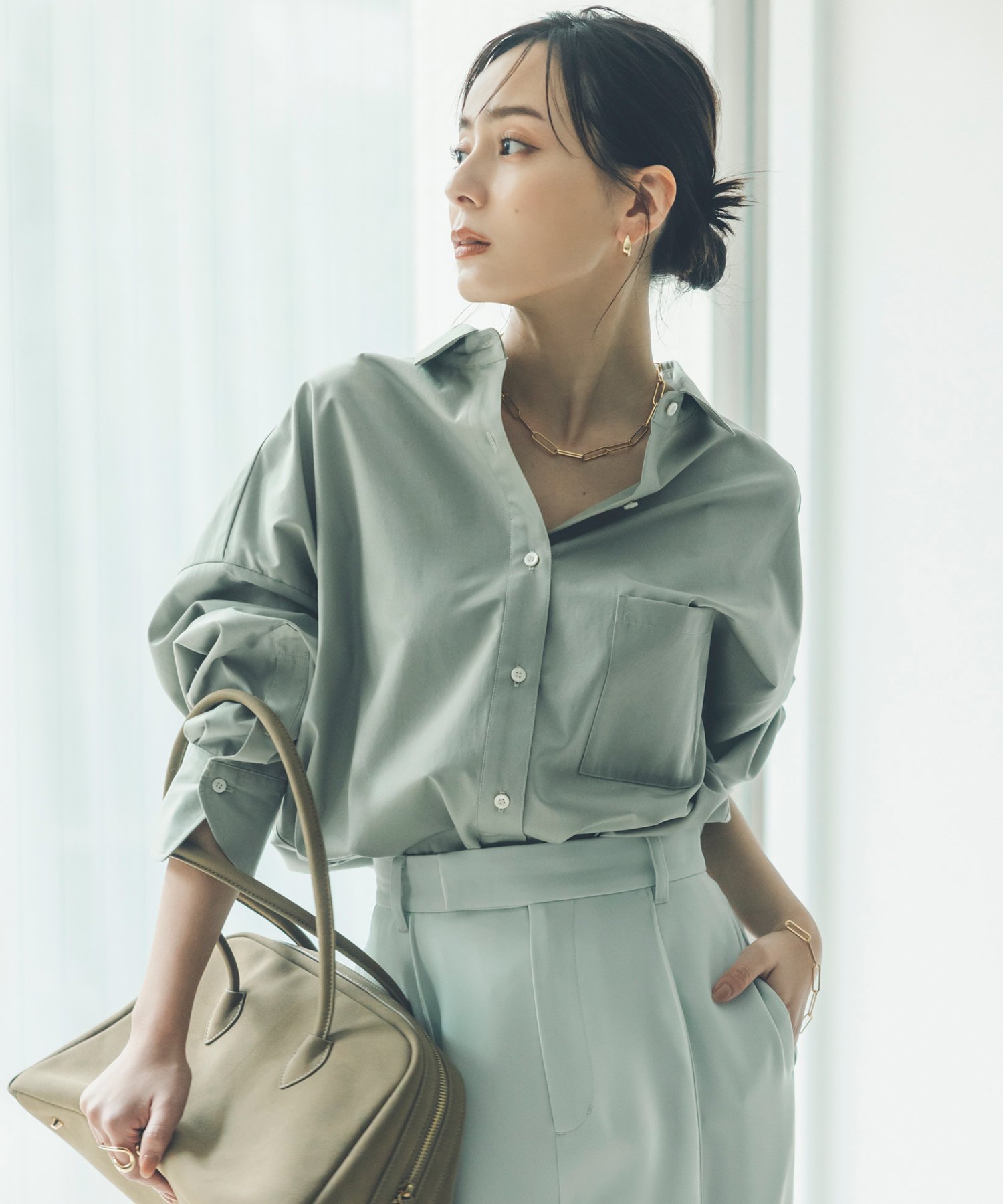 【アニュアンス/anuans】のスタンダードシャツ インテリア・キッズ・メンズ・レディースファッション・服の通販 founy(ファニー) 　ファッション　Fashion　レディースファッション　Fashion for Women　トップス・カットソー　Cut & Sew Tops　シャツ・ブラウス・オフィスカジュアル　Elegant Blouses & Button-Ups　カフス　Cuff Design　シルク　Silk, 100% Silk　スタンダード　Standard, Basic　定番　Standard, Basic Item　プレミアム　Premium, High-End　ベーシック　Basic, Essential　SAGE GREEN|ID: prp329100004635604 ipo3291000000033388341