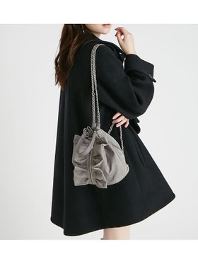 【セルフォード/CELFORD】のチェーンショルダーフリルサック 人気、トレンドファッション・服の通販 founy(ファニー) ファッション Fashion レディースファッション Fashion for Women ギャザー Gathered, Ruffled ショルダー Shoulder, Shoulder Strap チェーン Chain, Chain Strap フリル Frill, Ruffle ポケット Pocket, Pocket Detail ラグジュアリー Luxury, Elegant リボン Ribbon, Bow |ID:prp329100004635725