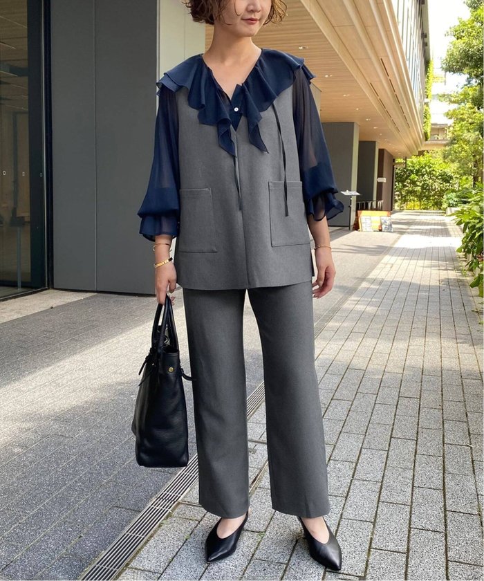 【スローブ イエナ/SLOBE IENA】の《2枚セット/ 》ベスト*イージーパンツセットアップ インテリア・キッズ・メンズ・レディースファッション・服の通販 founy(ファニー) https://founy.com/ ファッション Fashion レディースファッション Fashion for Women アウター Coat / Outerwear Collection セットアップ Matching Sets レディースパンツ・ボトムス Pants & Trousers / Bottoms 2025年 2025 2025-2026秋冬・A/W Autumn/Winter 2025–26 AW25–26 インナー Innerwear キャミソール Camisole, Spaghetti Strap Top ストレート Straight, Straight Cut スラックス Slacks, Dress Pants セットアップ Set-Up, Coordinated Outfit ベスト Vest, Waistcoat ボンディング Bonding, Bonded Fabric ポケット Pocket, Pocket Detail |ID: prp329100004635819 ipo3291000000033391605