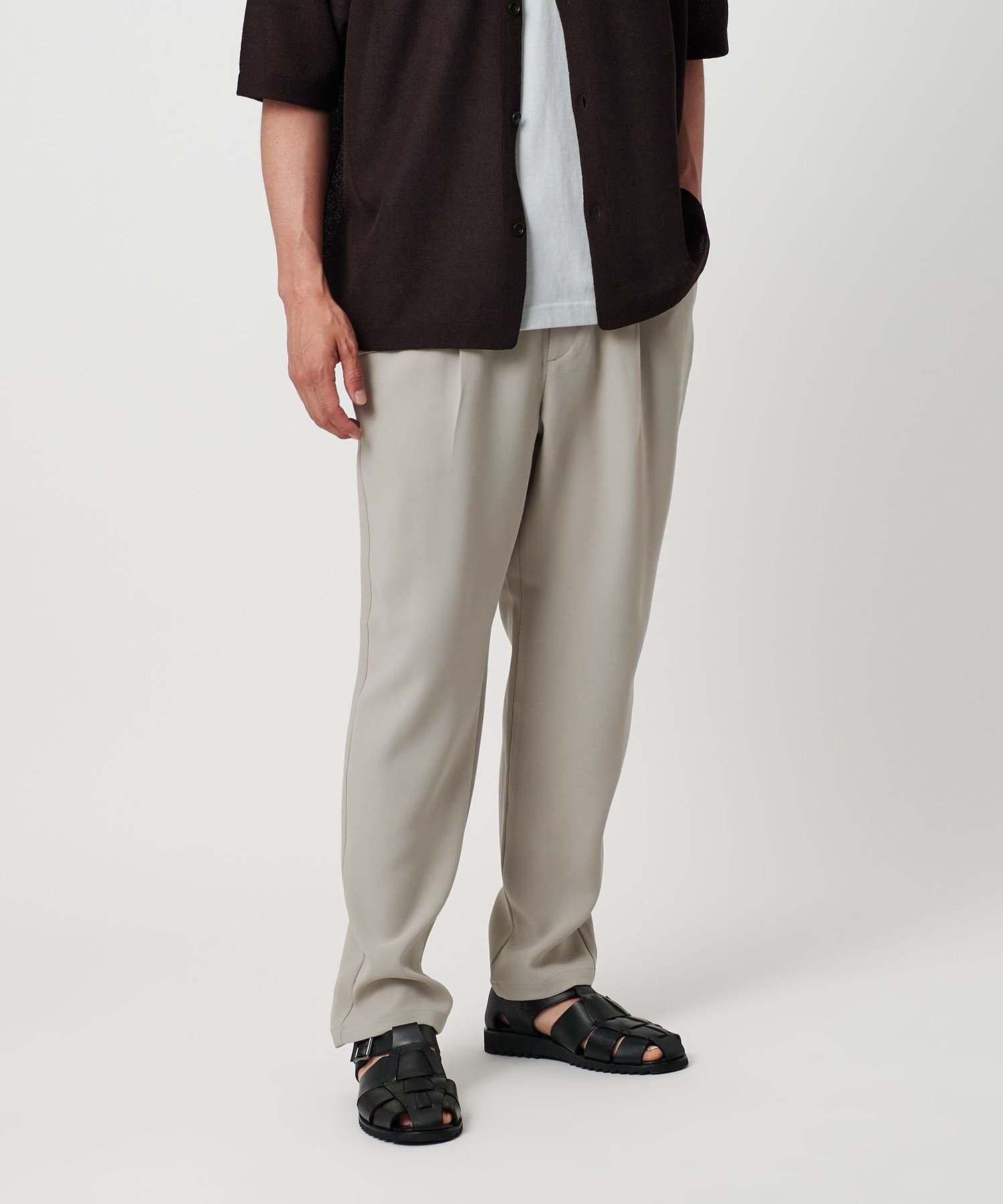 【ビューティ&ユース ユナイテッドアローズ/BEAUTY&YOUTH / UNITED ARROWS / MEN】のドレープ ドビー 1プリーツ イージー テーパード パンツ インテリア・キッズ・メンズ・レディースファッション・服の通販 founy(ファニー) 　ファッション　Fashion　メンズファッション　Fashion for Men　ボトムス　Bottoms　おすすめ　Recommended / Our Picks　カットソー　Cut and Sewn Top　コンパクト　Compact, Small Size　シンプル　Simple, Minimal　スタイリッシュ　Stylish, Fashionable　テーパード　Tapered, Tapered Pants　トレンド　Trend, Trending Now　ドレープ　Drape, Draping Fabric　プリーツ　Pleats, Pleated　エレガント 上品　Elegant　ビジネス 仕事 通勤　Business / Work / Commuting　NATURAL|ID: prp329100004635873 ipo3291000000033392084