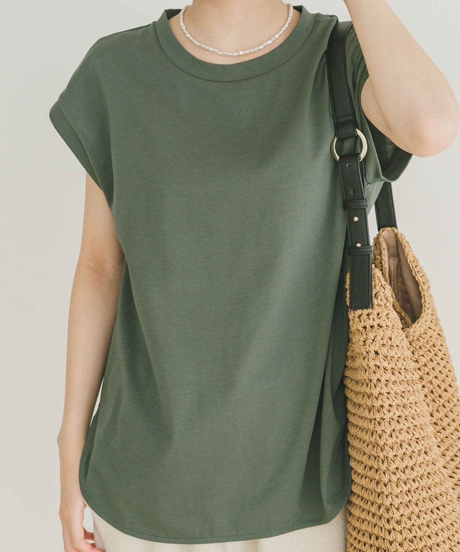 【アイテムズアーバンリサーチ/ITEMS URBAN RESEARCH】のシルケットライクノースリーブTシャツ インテリア・キッズ・メンズ・レディースファッション・服の通販 founy(ファニー) 　ファッション　Fashion　レディースファッション　Fashion for Women　トップス・カットソー　Cut & Sew Tops　キャミソール&ノースリーブ　Camisoles & Sleeveless Tops　シャツ・ブラウス・オフィスカジュアル　Elegant Blouses & Button-Ups　ロングTシャツ・Tシャツ　Longline T-Shirts & Tees　2025年　2025　2025春夏・S/S　Spring/Summer 2025 SS25　インナー　Innerwear　シンプル　Simple, Minimal　ノースリーブ　Sleeveless, No-Sleeve　ベーシック　Basic, Essential　エレガント 上品　Elegant　夏　Summer　S/S・春夏　SS, Spring/Summer, Warm Season　GRN|ID: prp329100004635984 ipo3291000000033649427