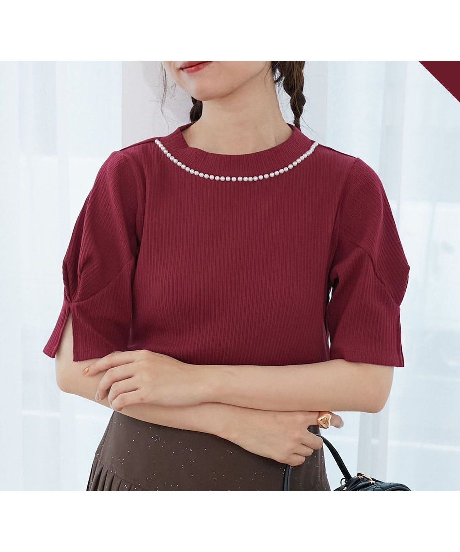 【マジェスティック レゴン/MAJESTIC LEGON】のネックパールリブトップス インテリア・キッズ・メンズ・レディースファッション・服の通販 founy(ファニー) 　ファッション　Fashion　レディースファッション　Fashion for Women　トップス・カットソー　Cut & Sew Tops　おすすめ　Recommended / Our Picks　ジャケット　Jacket, Outerwear　スラックス　Slacks, Dress Pants　ダウン　Down, Puffer　パール　Pearl, Pearl Accent　フィット　Fit, Slim Fit　フォルム　Silhouette, Form　エレガント 上品　Elegant　再入荷　Restock / Back in Stock　ボルドー|ID: prp329100004636260 ipo3291000000033553670