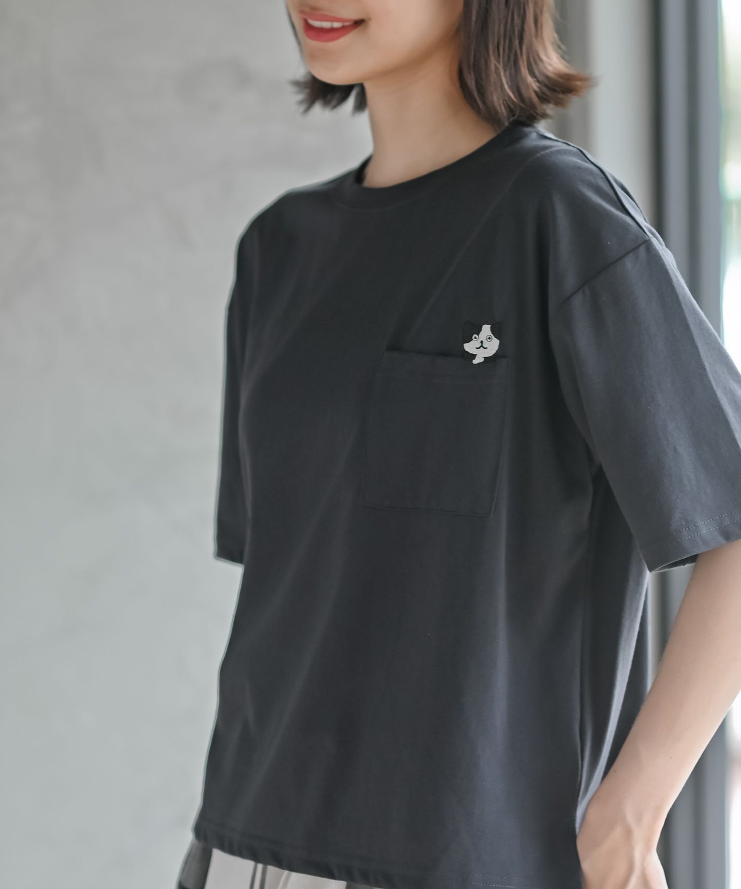 【アールピーエス/rps】のポケットキャット刺繍T インテリア・キッズ・メンズ・レディースファッション・服の通販 founy(ファニー) 　ファッション　Fashion　レディースファッション　Fashion for Women　カットソー　Cut and Sewn Top　ショルダー　Shoulder, Shoulder Strap　ドロップ　Drop Shoulder, Dropped Style　ベーシック　Basic, Essential　ポケット　Pocket, Pocket Detail　ミックス　Mix, Mixed Style　猫　Cat, Kitty　チャコールグレー|ID: prp329100004636313 ipo3291000000033501111
