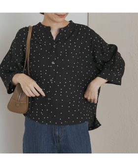 【アーバンリサーチ ドアーズ/URBAN RESEARCH DOORS】の楊柳ドット5分袖ブラウス 人気、トレンドファッション・服の通販 founy(ファニー) ファッション Fashion レディースファッション Fashion for Women トップス・カットソー Cut & Sew Tops シャツ・ブラウス・オフィスカジュアル Elegant Blouses & Button-Ups 2025年 2025 2025春夏・S/S Spring/Summer 2025 SS25 ギャザー Gathered, Ruffled ドット Polka Dot, Dot Pattern プリント Print, Printed Pattern ランダム Random, Irregular リラックス Relax, Relaxed Fit ロング Long, Long-Length エレガント 上品 Elegant 夏 Summer S/S・春夏 SS, Spring/Summer, Warm Season |ID:prp329100004636382