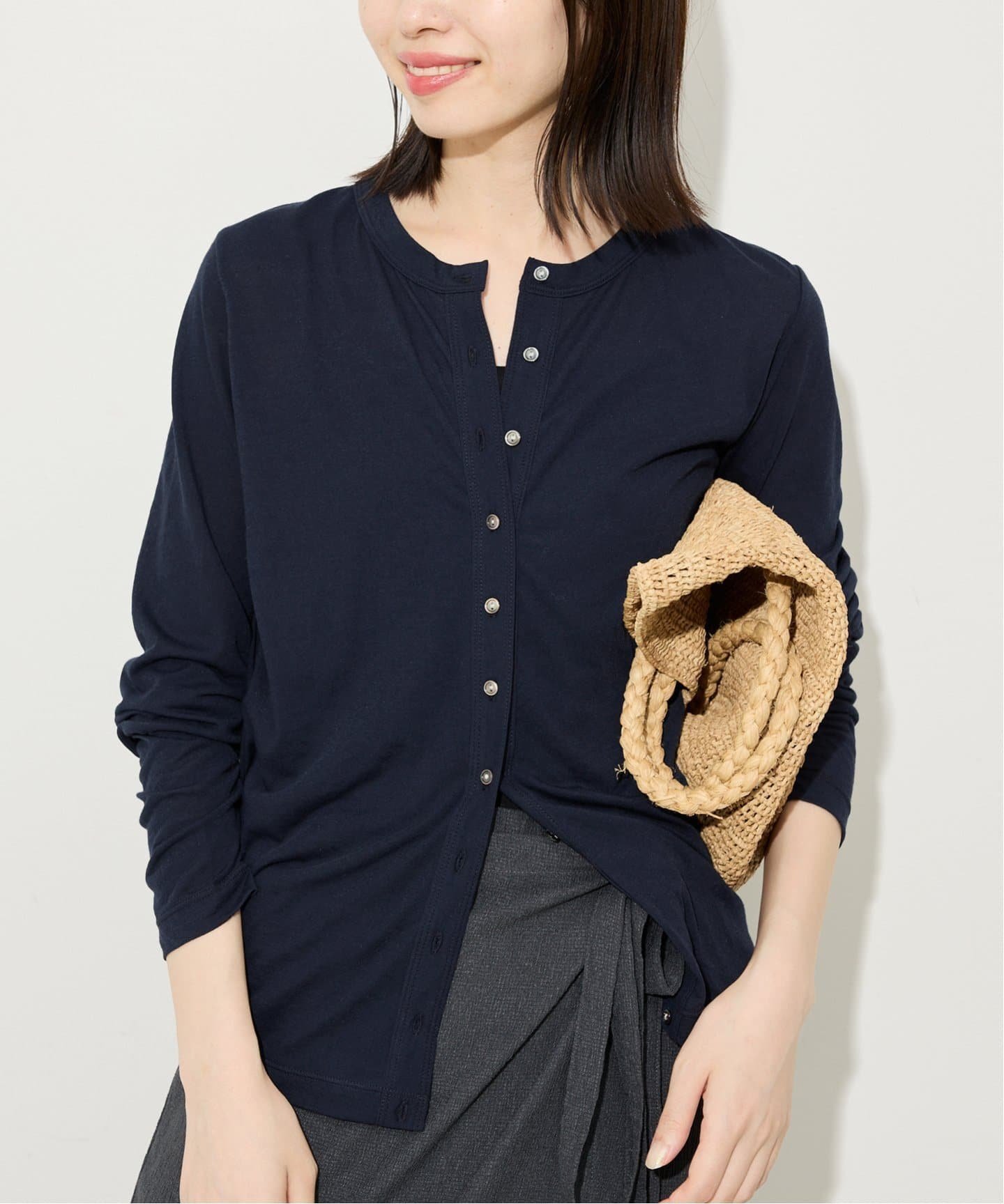 【スローブ イエナ/SLOBE IENA】のシアー天竺 クルーネックカーディガン インテリア・キッズ・メンズ・レディースファッション・服の通販 founy(ファニー) 　ファッション　Fashion　レディースファッション　Fashion for Women　トップス・カットソー　Cut & Sew Tops　カーディガン・羽織り　Layered Style Cardigans　2025年　2025　2025春夏・S/S　Spring/Summer 2025 SS25　おすすめ　Recommended / Our Picks　カットソー　Cut and Sewn Top　キャミソール　Camisole, Spaghetti Strap Top　シアー　Sheer, See-Through　タンク　Tank Top, Sleeveless Top　バランス　Balance, Style Balance　ワイド　Wide, Wide Fit　人気　Popular, Best Seller　夏　Summer　羽織　Haori, Light Jacket　ネイビー|ID: prp329100004636517 ipo3291000000033405092