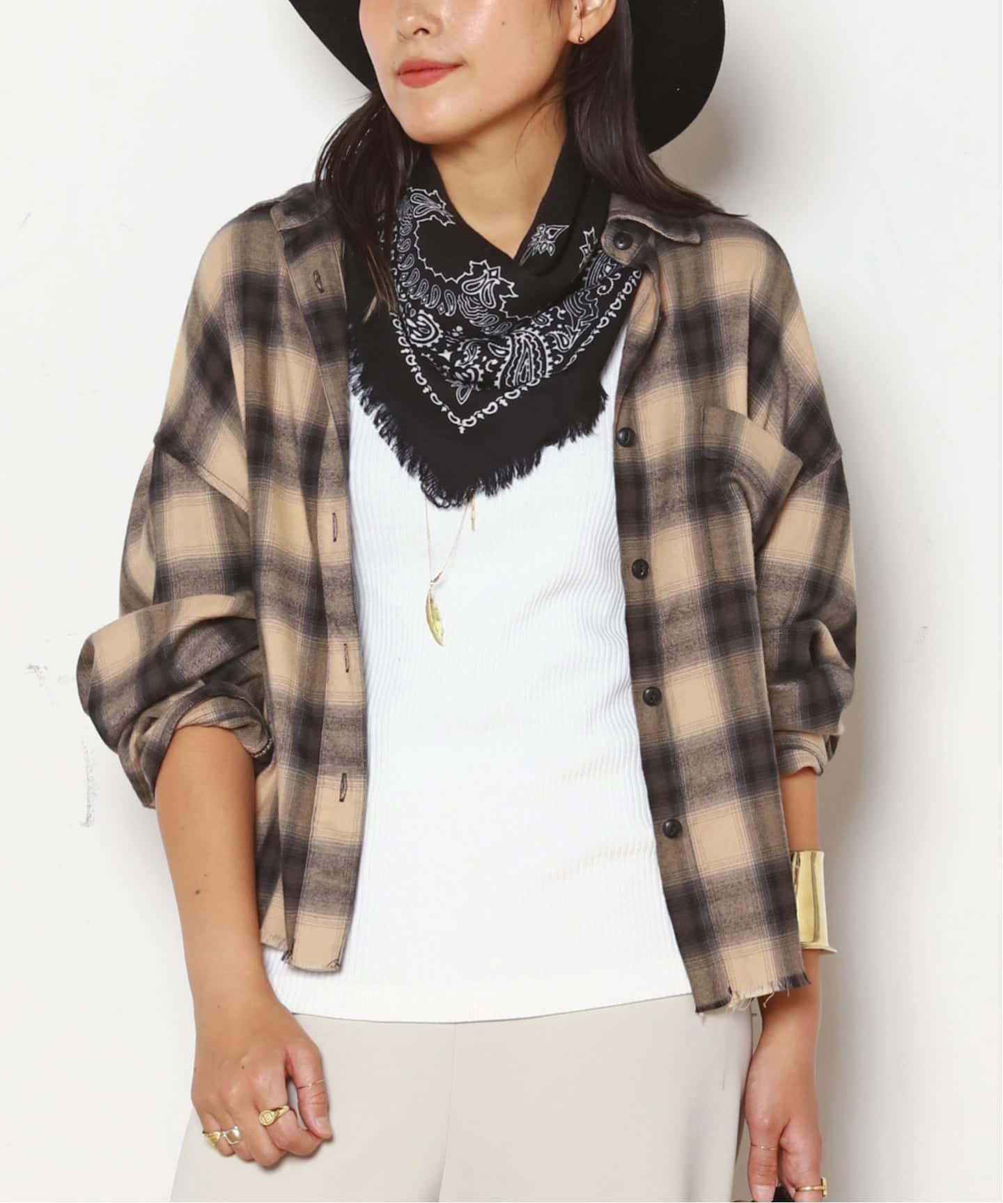 【エーピーストゥディオ/AP STUDIO】のクロップドチェックシャツ インテリア・キッズ・メンズ・レディースファッション・服の通販 founy(ファニー) 　ファッション　Fashion　レディースファッション　Fashion for Women　トップス・カットソー　Cut & Sew Tops　シャツ・ブラウス・オフィスカジュアル　Elegant Blouses & Button-Ups　キャミソール　Camisole, Spaghetti Strap Top　クロップド　Cropped, Short Length　バランス　Balance, Style Balance　秋　Autumn　キャメル|ID: prp329100004637130 ipo3291000000033413735
