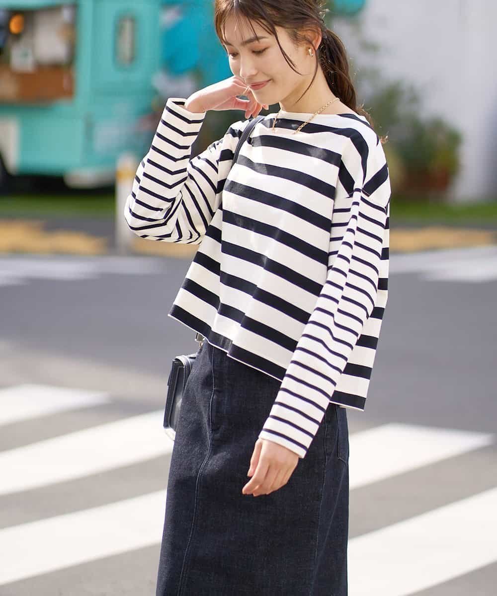 【アー ヴェー ヴェー/a.v.v】のクロップドボーダーカットソー インテリア・キッズ・メンズ・レディースファッション・服の通販 founy(ファニー) 　ファッション　Fashion　レディースファッション　Fashion for Women　トップス・カットソー　Cut & Sew Tops　カットソー・ベーシックTシャツ　Cut-and-Sewn Tops / Stretch Tees & Basics　インナー　Innerwear　クロップド　Cropped, Short Length　チャーム　Charm, Pendant　デニム　Denim, Jeans Material　トレンド　Trend, Trending Now　ベーシック　Basic, Essential　ボーダー　Border, Stripe　メタル　Metal, Metal Parts　ワイド　Wide, Wide Fit　再入荷　Restock / Back in Stock　おすすめ　Recommended / Our Picks　白黒クレイジーボーダー|ID: prp329100004637195 ipo3291000000033415068