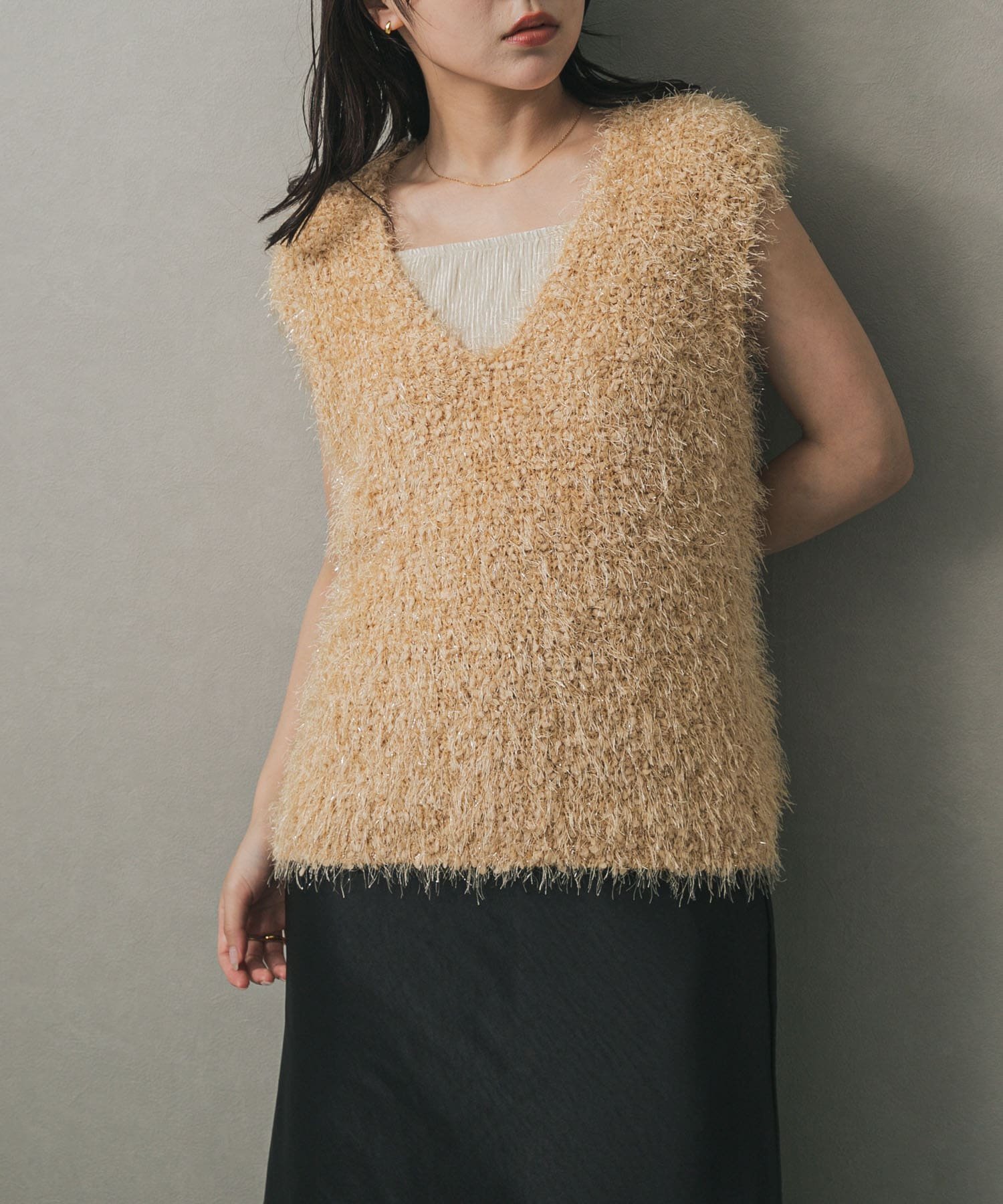 【センスオブプレイス/SENSE OF PLACE by URBAN RESEARCH】のモールフェザーニットベスト インテリア・キッズ・メンズ・レディースファッション・服の通販 founy(ファニー) 　ファッション　Fashion　レディースファッション　Fashion for Women　アウター　Coat / Outerwear Collection　トップス・カットソー　Cut & Sew Tops　ニット　Knit Tops & Sweaters　ベスト&ジレ / 重ね着スタイル　Vests & Gilets　2025年　2025　2025-2026秋冬・A/W　Autumn/Winter 2025–26 AW25–26　冬　Winter / This Winter　シンプル　Simple, Minimal　フェザー　Feather, Feather Detail　ベスト　Vest, Waistcoat　ミックス　Mix, Mixed Style　A/W・秋冬　Autumn/Winter　Y.BEIGE|ID: prp329100004637276 ipo3291000000034189974