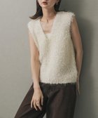 【センスオブプレイス/SENSE OF PLACE by URBAN RESEARCH】のモールフェザーニットベスト 人気、トレンドファッション・服の通販 founy(ファニー) ファッション Fashion レディースファッション Fashion for Women アウター Coat / Outerwear Collection トップス・カットソー Cut & Sew Tops ニット Knit Tops & Sweaters ベスト&ジレ / 重ね着スタイル Vests & Gilets 2025年 2025 2025-2026秋冬・A/W Autumn/Winter 2025–26 AW25–26 冬 Winter / This Winter シンプル Simple, Minimal フェザー Feather, Feather Detail ベスト Vest, Waistcoat ミックス Mix, Mixed Style A/W・秋冬 Autumn/Winter thumbnail IVORY|ID: prp329100004637276 ipo3291000000034189975