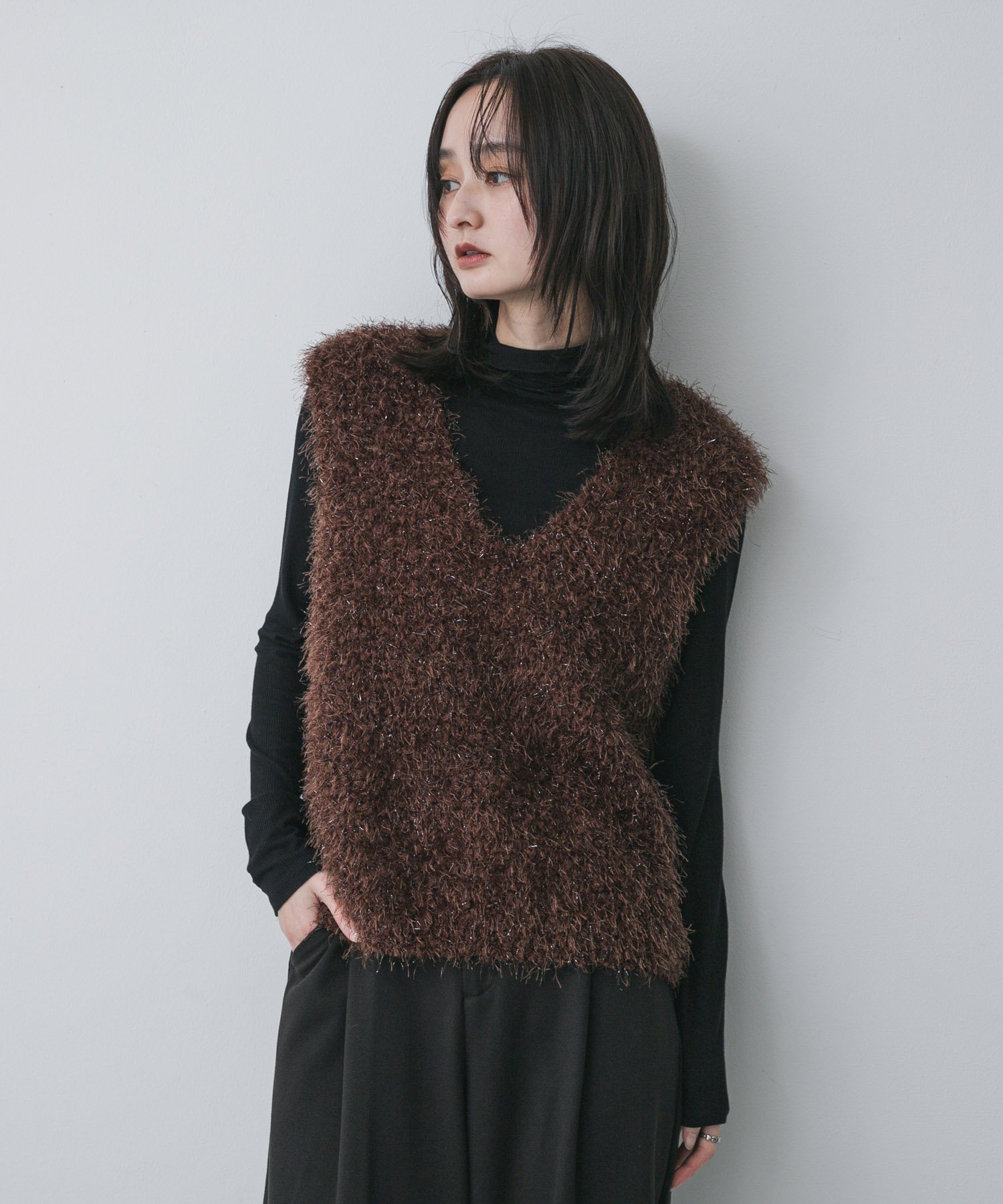 【センスオブプレイス/SENSE OF PLACE by URBAN RESEARCH】のモールフェザーニットベスト インテリア・キッズ・メンズ・レディースファッション・服の通販 founy(ファニー) 　ファッション　Fashion　レディースファッション　Fashion for Women　アウター　Coat / Outerwear Collection　トップス・カットソー　Cut & Sew Tops　ニット　Knit Tops & Sweaters　ベスト&ジレ / 重ね着スタイル　Vests & Gilets　2025年　2025　2025-2026秋冬・A/W　Autumn/Winter 2025–26 AW25–26　冬　Winter / This Winter　シンプル　Simple, Minimal　フェザー　Feather, Feather Detail　ベスト　Vest, Waistcoat　ミックス　Mix, Mixed Style　A/W・秋冬　Autumn/Winter　ブラウン|ID: prp329100004637276 ipo3291000000034681165