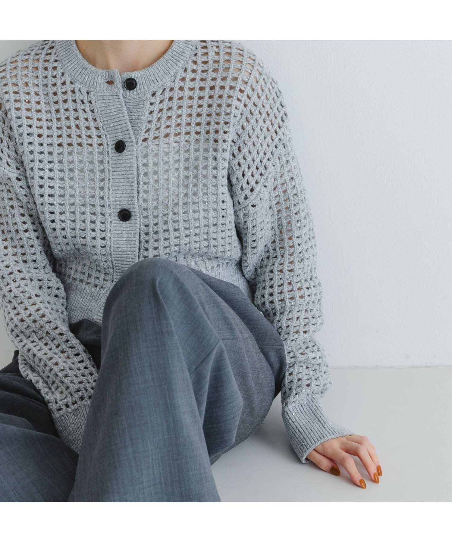 【アーバンリサーチ/URBAN RESEARCH】のスパンコールメッシュニットカーディガン インテリア・キッズ・メンズ・レディースファッション・服の通販 founy(ファニー) 　ファッション　Fashion　レディースファッション　Fashion for Women　トップス・カットソー　Cut & Sew Tops　ニット　Knit Tops & Sweaters　カーディガン・羽織り　Layered Style Cardigans　2024年　2024　2024-2025秋冬・A/W　Autumn/Winter 2024–25 AW24–25　冬　Winter / This Winter　インナー　Innerwear　カーディガン　Cardigan, Knitwear　クロップド　Cropped, Short Length　スパンコール　Sequins, Sequin Embellishment　デニム　Denim, Jeans Material　トレンド　Trend, Trending Now　メッシュ　Mesh, Net Fabric　ロング　Long, Long-Length　エレガント 上品　Elegant　今季　This Season, Current Season　A/W・秋冬　Autumn/Winter　GRAY|ID: prp329100004637431 ipo3291000000033550877