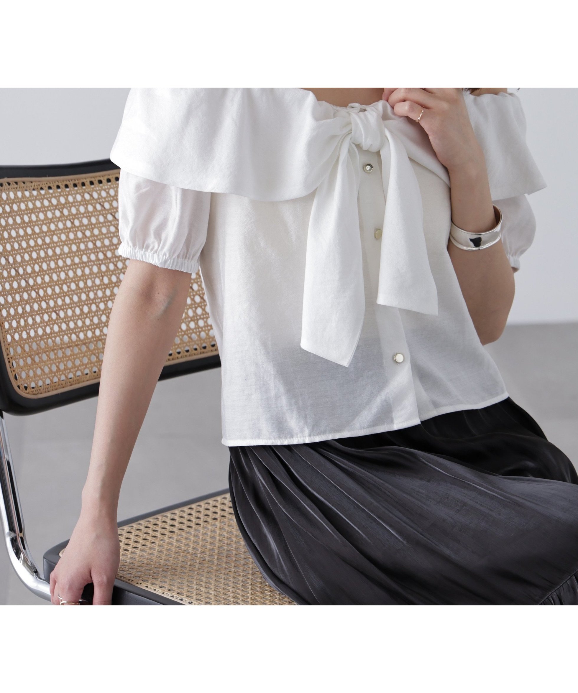 【フリーズマート/FREE'S MART】のリボンストラップオフショルブラウス 人気、トレンドファッション・服の通販 founy(ファニー) 　ファッション　Fashion　レディースファッション　Fashion for Women　トップス・カットソー　Cut & Sew Tops　シャツ・ブラウス・オフィスカジュアル　Elegant Blouses & Button-Ups　ショート　Short, Short Length　スリーブ　Sleeve, Long Sleeve / Short Sleeve　デニム　Denim, Jeans Material　マーメイド　Mermaid, Fishtail Silhouette　ラップ　Wrap, Wrap Design　夏　Summer　 other-1|ID: prp329100004637493 ipo3291000000033419482