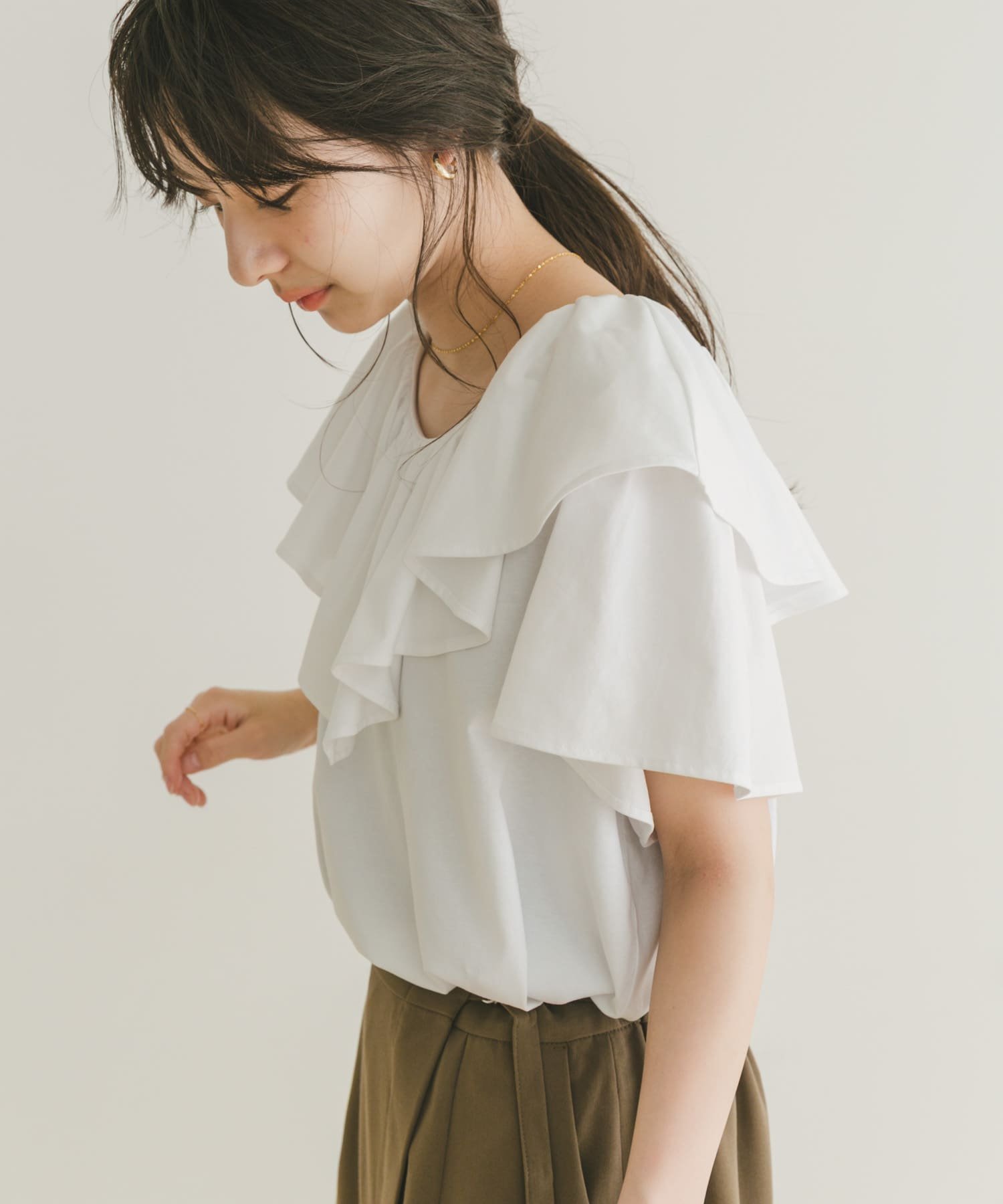 【アイテムズアーバンリサーチ/ITEMS URBAN RESEARCH】のフリルTシャツ 人気、トレンドファッション・服の通販 founy(ファニー) 　ファッション　Fashion　レディースファッション　Fashion for Women　トップス・カットソー　Cut & Sew Tops　シャツ・ブラウス・オフィスカジュアル　Elegant Blouses & Button-Ups　ロングTシャツ・Tシャツ　Longline T-Shirts & Tees　2025年　2025　2025春夏・S/S　Spring/Summer 2025 SS25　シンプル　Simple, Minimal　バランス　Balance, Style Balance　フリル　Frill, Ruffle　ボトム　Bottoms, Lower Wear　夏　Summer　S/S・春夏　SS, Spring/Summer, Warm Season　 other-1|ID: prp329100004637653 ipo3291000000033833594
