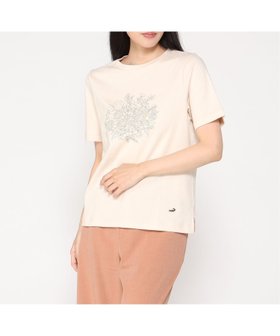 【クロコダイル/CROCODILE】のコットン フラワープリント Tシャツ 人気、トレンドファッション・服の通販 founy(ファニー) ファッション Fashion レディースファッション Fashion for Women トップス・カットソー Cut & Sew Tops シャツ・ブラウス・オフィスカジュアル Elegant Blouses & Button-Ups ロングTシャツ・Tシャツ Longline T-Shirts & Tees 花柄・フラワープリント・モチーフ Floral Prints & Motifs / Flower Pattern Tops シンプル Simple, Minimal フラワー Flower, Floral プリント Print, Printed Pattern |ID:prp329100004637664
