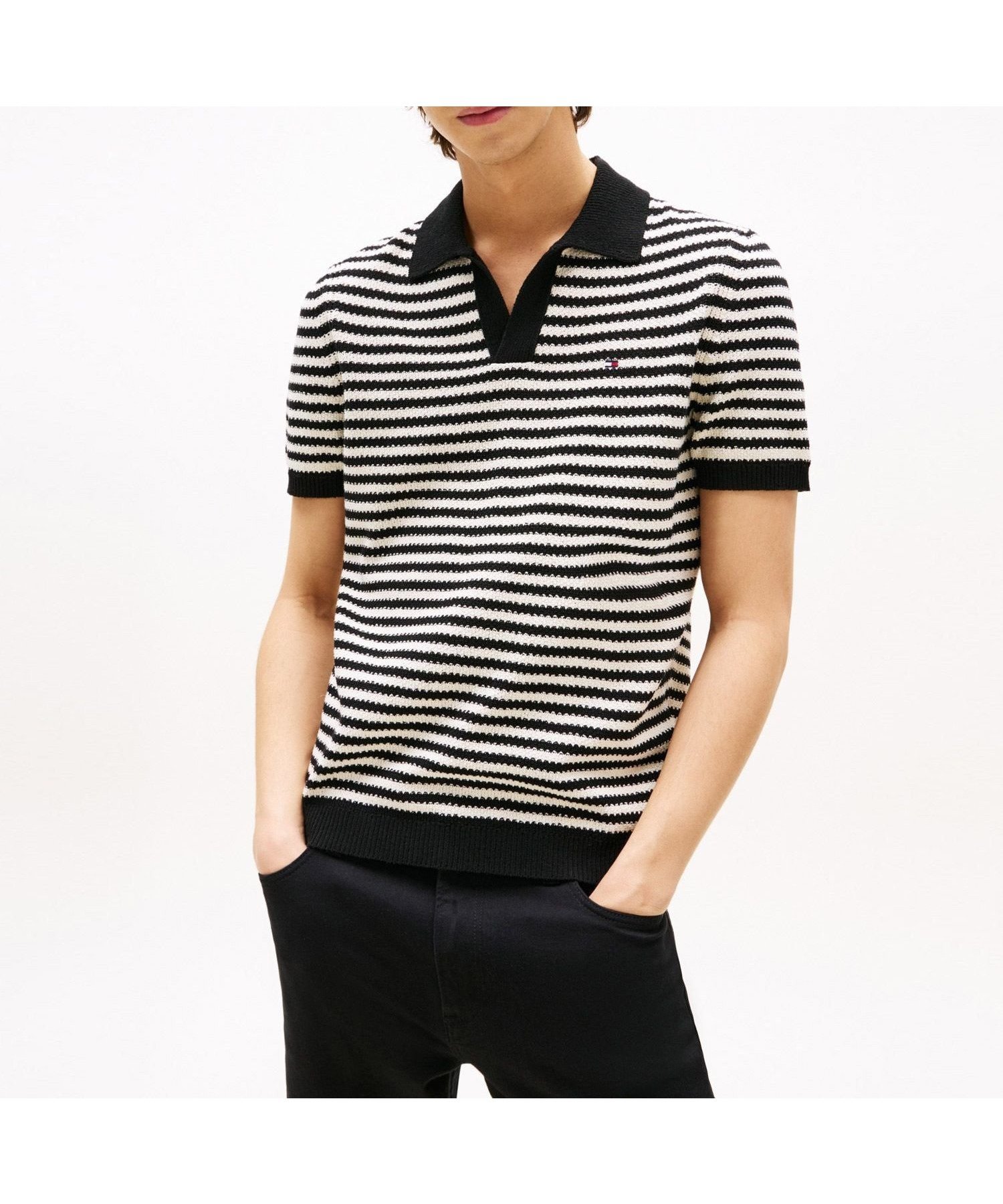【トミーヒルフィガー/TOMMY HILFIGER / MEN】のニットテクスチャードポロシャツ インテリア・キッズ・メンズ・レディースファッション・服の通販 founy(ファニー) 　ファッション　Fashion　メンズファッション　Fashion for Men　アメリカン　American Style　クラシック　Classic, Timeless Style　ゴルフ　Golf　サマー　Summer, Summer Style　セーター　Sweater, Knitwear　デニム　Denim, Jeans Material　ポロシャツ　Polo Shirt, Collared Tee　モダン　Modern, Contemporary　ワンポイント　One Point, Statement Accent　人気　Popular, Best Seller　ブラック0A4|ID: prp329100004637754 ipo3291000000033421961