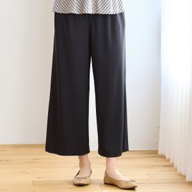 【ロブジェ/LOBJIE】の【洗える・日本製・セットアップ可能】プルリ ワイドクロップドパンツ 人気、トレンドファッション・服の通販 founy(ファニー) ファッション Fashion レディースファッション Fashion for Women セットアップ Matching Sets レディースパンツ・ボトムス Pants & Trousers / Bottoms 洗える Machine Washable 吸水 Absorbent, Quick-Dry ジャケット Jacket, Outerwear セットアップ Set-Up, Coordinated Outfit トレンド Trend, Trending Now 人気 Popular, Best Seller ベスト Vest, Waistcoat ボトム Bottoms, Lower Wear ポケット Pocket, Pocket Detail リラックス Relax, Relaxed Fit ワイド Wide, Wide Fit おすすめ Recommended / Our Picks 日本製 Made In Japan |ID:prp329100004638050