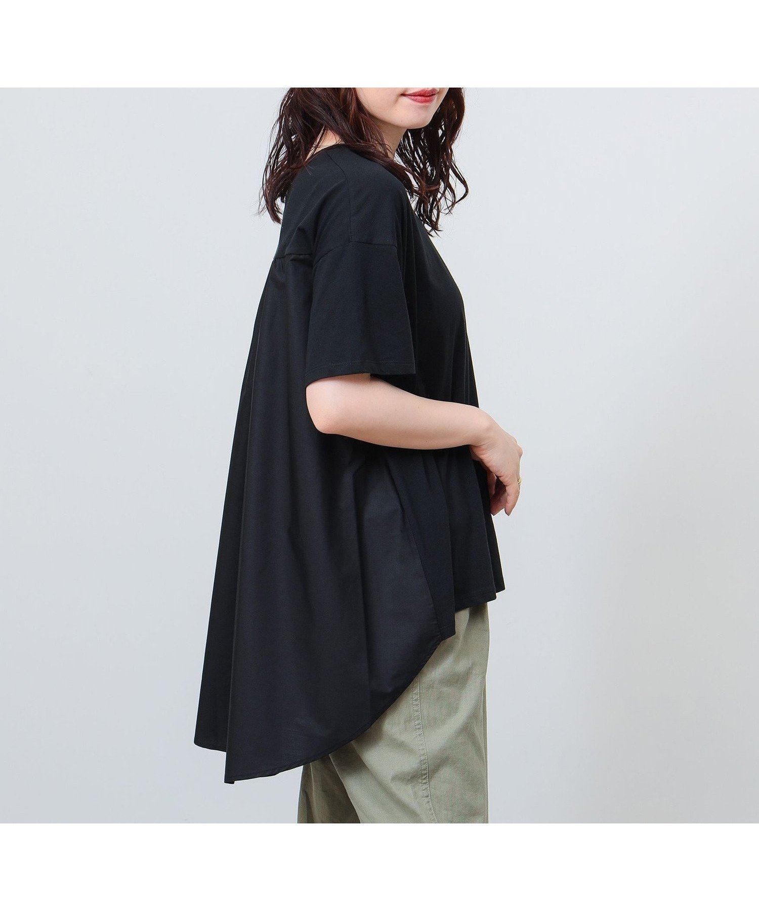 【ビームス ハート/BEAMS HEART】の異素材ギャザー プルオーバー 人気、トレンドファッション・服の通販 founy(ファニー) 　ファッション　Fashion　レディースファッション　Fashion for Women　トップス・カットソー　Cut & Sew Tops　カジュアルプルオーバー・ニットトップス　Pullovers & Knit Tops / Casual Pullovers　カットソー　Cut and Sewn Top　ギャザー　Gathered, Ruffled　ショルダー　Shoulder, Shoulder Strap　スラックス　Slacks, Dress Pants　デニム　Denim, Jeans Material　ドロップ　Drop Shoulder, Dropped Style　人気　Popular, Best Seller　フェミニン　Feminine, Girly　フロント　Front, Front Design　ヘムライン　Hemline, Bottom Cut　リラックス　Relax, Relaxed Fit　ワイド　Wide, Wide Fit　ビジネス 仕事 通勤　Business / Work / Commuting　 other-1|ID: prp329100004638213 ipo3291000000033592650