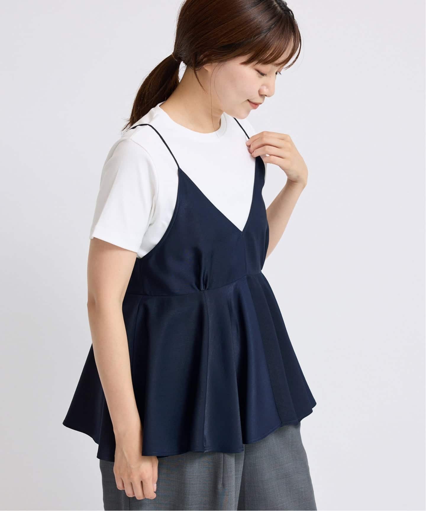【イエナ/IENA】のサテンフレアキャミ インテリア・キッズ・メンズ・レディースファッション・服の通販 founy(ファニー) 　ファッション　Fashion　レディースファッション　Fashion for Women　トップス・カットソー　Cut & Sew Tops　キャミソール&ノースリーブ　Camisoles & Sleeveless Tops　2025年　2025　2025-2026秋冬・A/W　Autumn/Winter 2025–26 AW25–26　おすすめ　Recommended / Our Picks　インナー　Innerwear　カットソー　Cut and Sewn Top　キャミソール　Camisole, Spaghetti Strap Top　サテン　Satin, Glossy Fabric　タンク　Tank Top, Sleeveless Top　フェミニン　Feminine, Girly　フレア　Flare, Flared　リボン　Ribbon, Bow　ロング　Long, Long-Length　エレガント 上品　Elegant　A/W・秋冬　Autumn/Winter　ネイビー|ID: prp329100004638888 ipo3291000000033550482