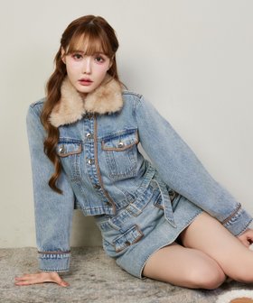 【ナイスクラップ/NICE CLAUP】の【即日発送】衿ファー配色ジャケット 人気、トレンドファッション・服の通販 founy(ファニー) ファッション Fashion レディースファッション Fashion for Women アウター Coat / Outerwear Collection レディースジャケット・軽アウター Jackets インディゴ Indigo Denim コンパクト Compact, Small Size ショート Short, Short Length ジャケット Jacket, Outerwear セットアップ Set-Up, Coordinated Outfit デニム Denim, Jeans Material トレンド Trend, Trending Now バランス Balance, Style Balance フェイクファー Faux Fur, Imitation Fur ブリーチ Bleach, Washed Finish 羽織 Haori, Light Jacket ミニスカート Mini Skirt, Short Skirt おすすめ Recommended / Our Picks 2025年 2025 2025-2026秋冬・A/W Autumn/Winter 2025–26 AW25–26 |ID:prp329100004638924