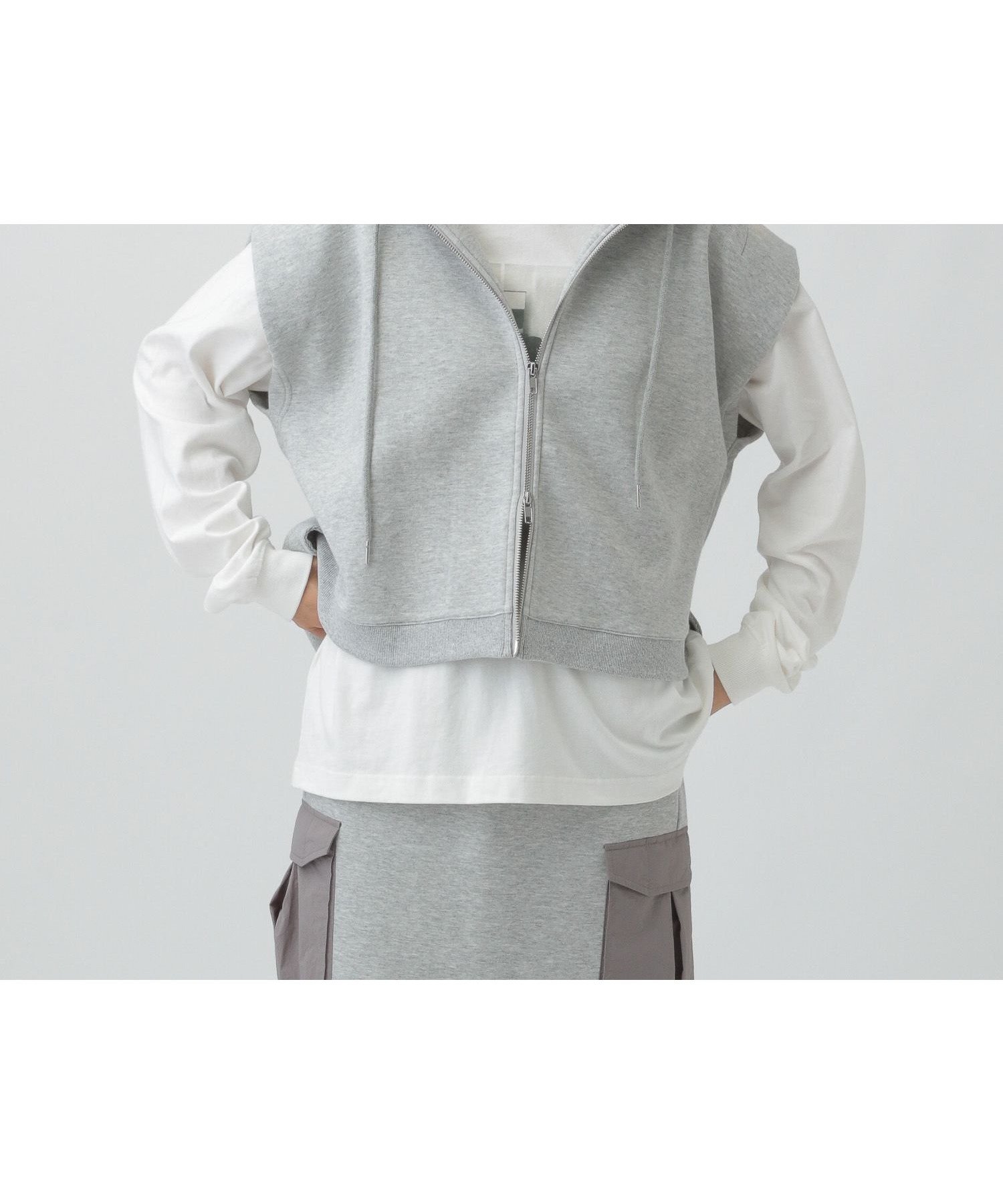 【レプシィム ローリーズファーム/LEPSIM LOWRYS FARM】のパフエアWZIPベスト 人気、トレンドファッション・服の通販 founy(ファニー) 　ファッション　Fashion　レディースファッション　Fashion for Women　アウター　Coat / Outerwear Collection　トップス・カットソー　Cut & Sew Tops　ベスト&ジレ / 重ね着スタイル　Vests & Gilets　ジップ　Zip, Zipper　ベスト　Vest, Waistcoat　 other-1|ID: prp329100004638937 ipo3291000000033800837