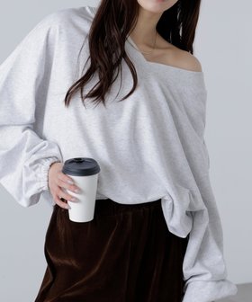 【フリーズマート/FREE'S MART】のルーズ2wayスウェット 人気、トレンドファッション・服の通販 founy(ファニー) ファッション Fashion レディースファッション Fashion for Women トップス・カットソー Cut & Sew Tops レディースパーカー・カジュアルフーディー Casual Hoodies & Sweatshirts スウェット・クルーネックトップス Sweatshirts & Crewnecks / Relaxed Fit Sweat Tops おすすめ Recommended / Our Picks スウェット / スエット Sweatshirt, Sweatwear バランス Balance, Style Balance ラウンド Round, Round Neck ルーズ Loose, Oversized |ID:prp329100004639071