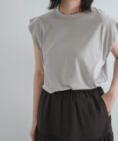 【アーバンリサーチ ドアーズ/URBAN RESEARCH DOORS】のT/Cプレーティング天竺フリルTシャツ 人気、トレンドファッション・服の通販 founy(ファニー) ファッション Fashion レディースファッション Fashion for Women トップス・カットソー Cut & Sew Tops シャツ・ブラウス・オフィスカジュアル Elegant Blouses & Button-Ups ロングTシャツ・Tシャツ Longline T-Shirts & Tees 2025年 2025 2025春夏・S/S Spring/Summer 2025 SS25 カットソー Cut and Sewn Top コンパクト Compact, Small Size スリーブ Sleeve, Long Sleeve / Short Sleeve ドレープ Drape, Draping Fabric フリル Frill, Ruffle フレンチ French, French Style ボックス Boxy, Box Shape ボトム Bottoms, Lower Wear 吸水 Absorbent, Quick-Dry 夏 Summer S/S・春夏 SS, Spring/Summer, Warm Season |ID:prp329100004639091