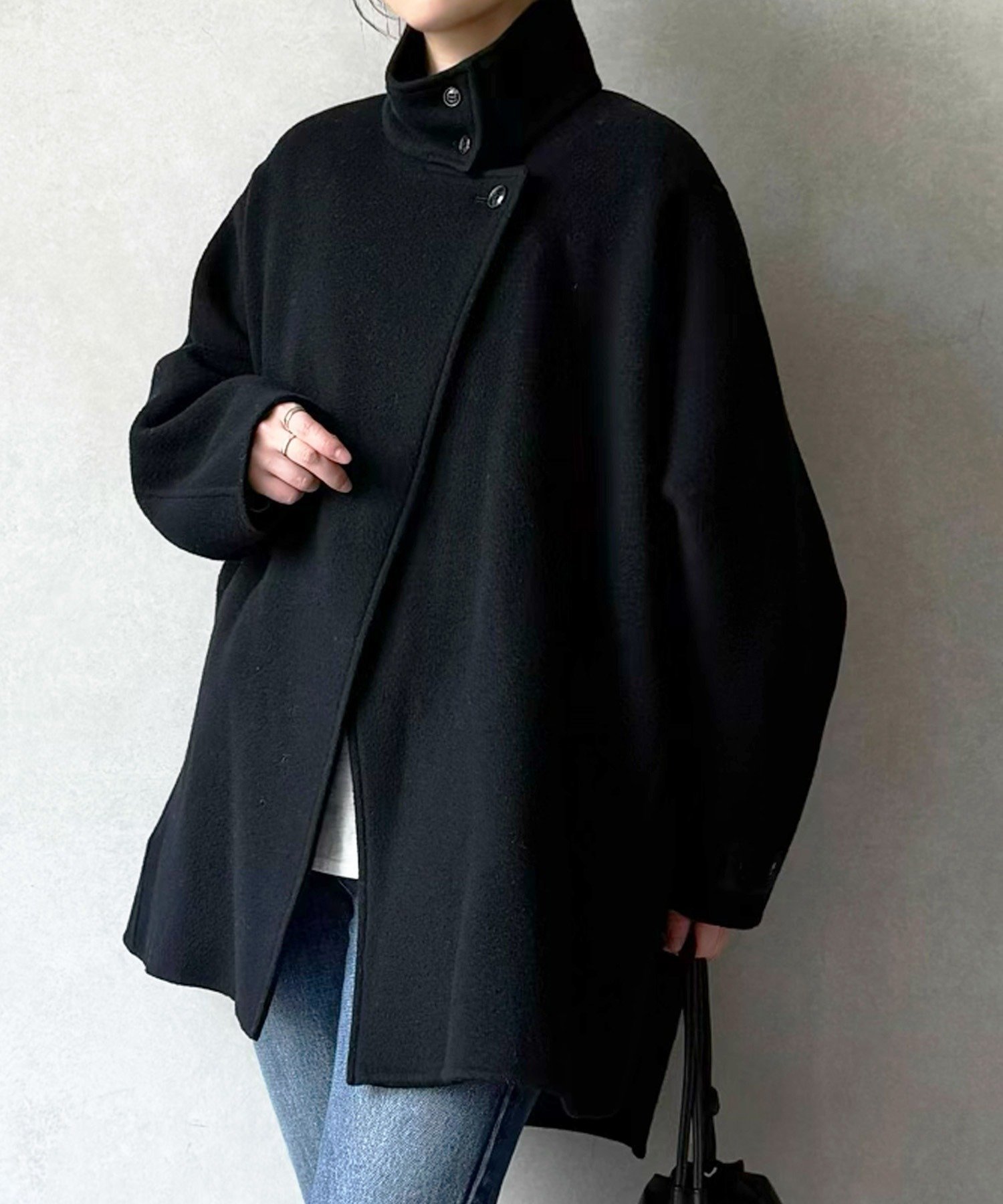 【ビアズリー/BEARDSLEY】のドルマンリバーコート インテリア・キッズ・メンズ・レディースファッション・服の通販 founy(ファニー) ファッション Fashion レディースファッション Fashion for Women アウター Coat / Outerwear Collection コート・ロングコート・ピーコート Long Coats, Peacoats & More スタンド Stand Collar, Upright Stand フロント Front, Front Design ポケット Pocket, Pocket Detail 再入荷 Restock / Back in Stock エレガント 上品 Elegant ブラック|ID: prp329100004639320 ipo3291000000034402154