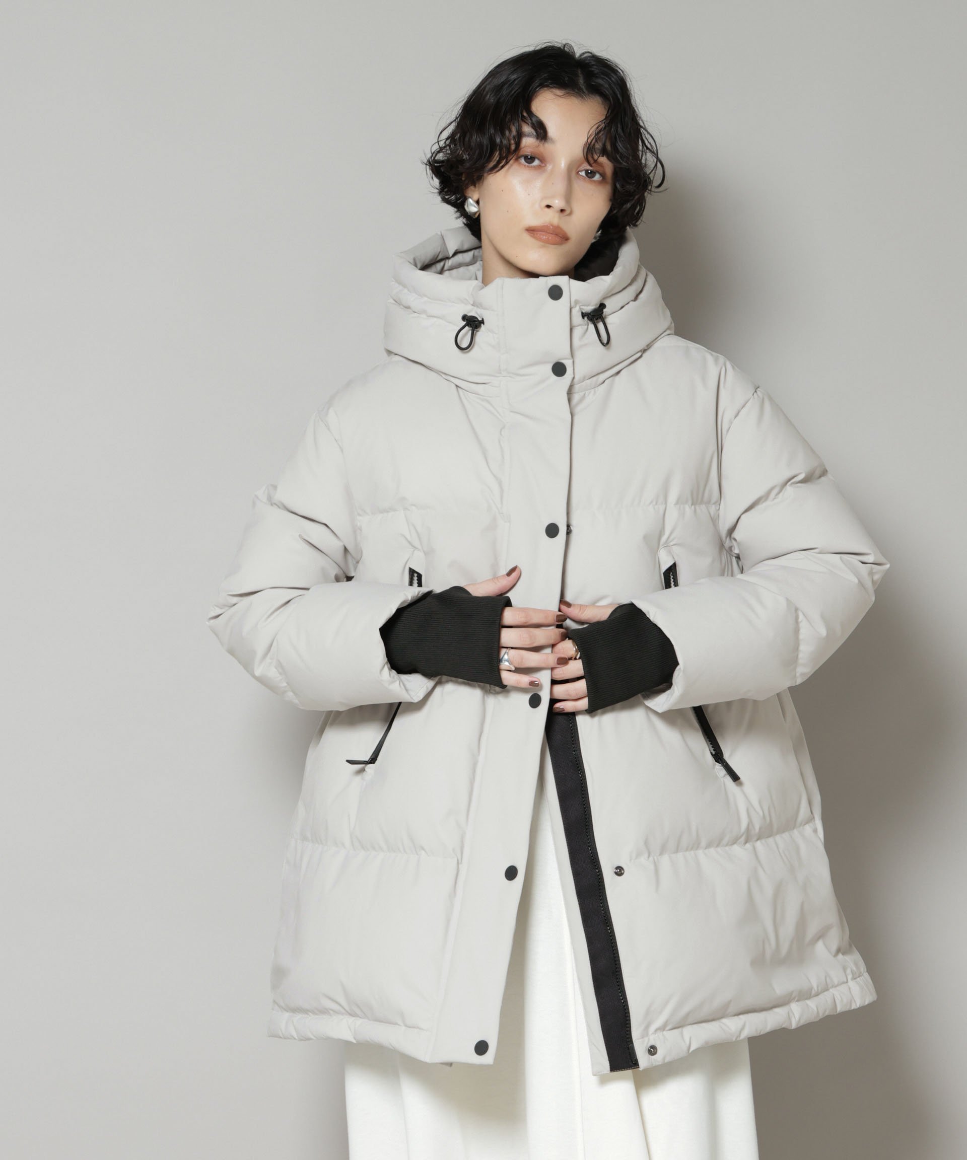 【ナノ ユニバース/nano universe】の「西川ダウン」ソロテックスAラインダウン インテリア・キッズ・メンズ・レディースファッション・服の通販 founy(ファニー) ファッション Fashion レディースファッション Fashion for Women アクセサリー Fashion Accessories クッション Cushion, Throw Pillow 軽量 Lightweight, Ultra Light ストレッチ Stretch, Stretchy Fabric スポーティ Sporty, Casual Athletic ダウン Down, Puffer 定番 Standard, Basic Item 時計 Watch, Wristwatch なめらか Smooth, Silky Texture 人気 Popular, Best Seller バランス Balance, Style Balance ポケット Pocket, Pocket Detail ミドル Middle Length, Mid Height 2025年 2025 2025-2026秋冬・A/W Autumn/Winter 2025–26 AW25–26 オフホワイト1|ID: prp329100004639345 ipo3291000000034179519