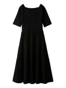 【セルフォード/CELFORD】のスクエアネックディフォーメーションニットワンピース 人気、トレンドファッション・服の通販 founy(ファニー) ファッション Fashion レディースファッション Fashion for Women ワンピース Dresses ニットワンピース Knit Dresses インナー Innerwear スクエア Square, Square Shape デコルテ Décolleté, Neckline ネックレス Necklace, Pendant Necklace フィット Fit, Slim Fit フレア Flare, Flared 人気 Popular, Best Seller 定番 Standard, Basic Item |ID:prp329100004639511