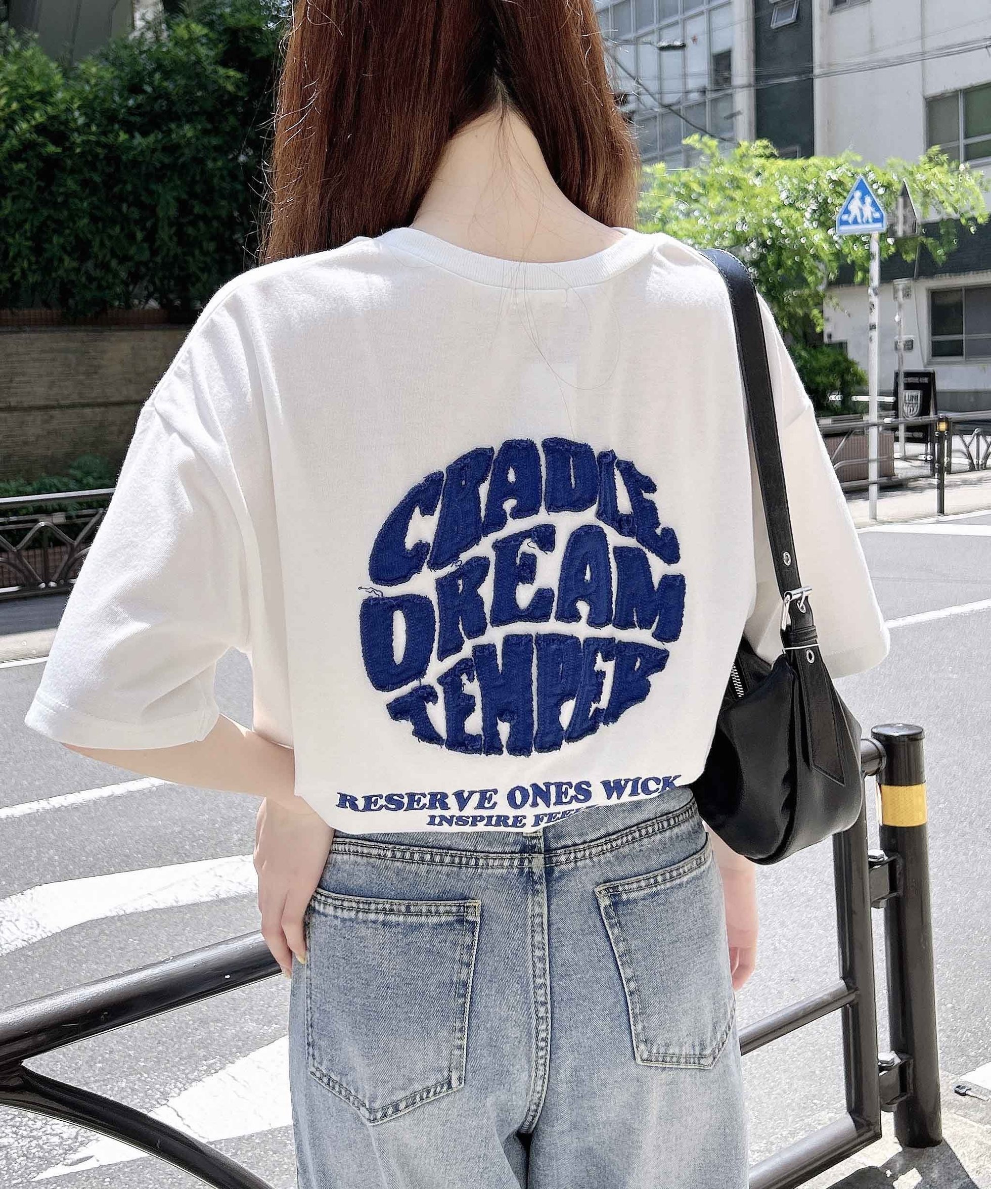 【イング/INGNI】のバックサークル貼付チュニックTシャツ 人気、トレンドファッション・服の通販 founy(ファニー) 　ファッション　Fashion　レディースファッション　Fashion for Women　トップス・カットソー　Cut & Sew Tops　シャツ・ブラウス・オフィスカジュアル　Elegant Blouses & Button-Ups　ロングTシャツ・Tシャツ　Longline T-Shirts & Tees　おすすめ　Recommended / Our Picks　サークル　Circle, Round Design　シンプル　Simple, Minimal　スマホ　Smartphone, Mobile Device　チュニック　Tunic, Long Top　フロント　Front, Front Design　ベーシック　Basic, Essential　 other-1|ID: prp329100004639518 ipo3291000000033443743
