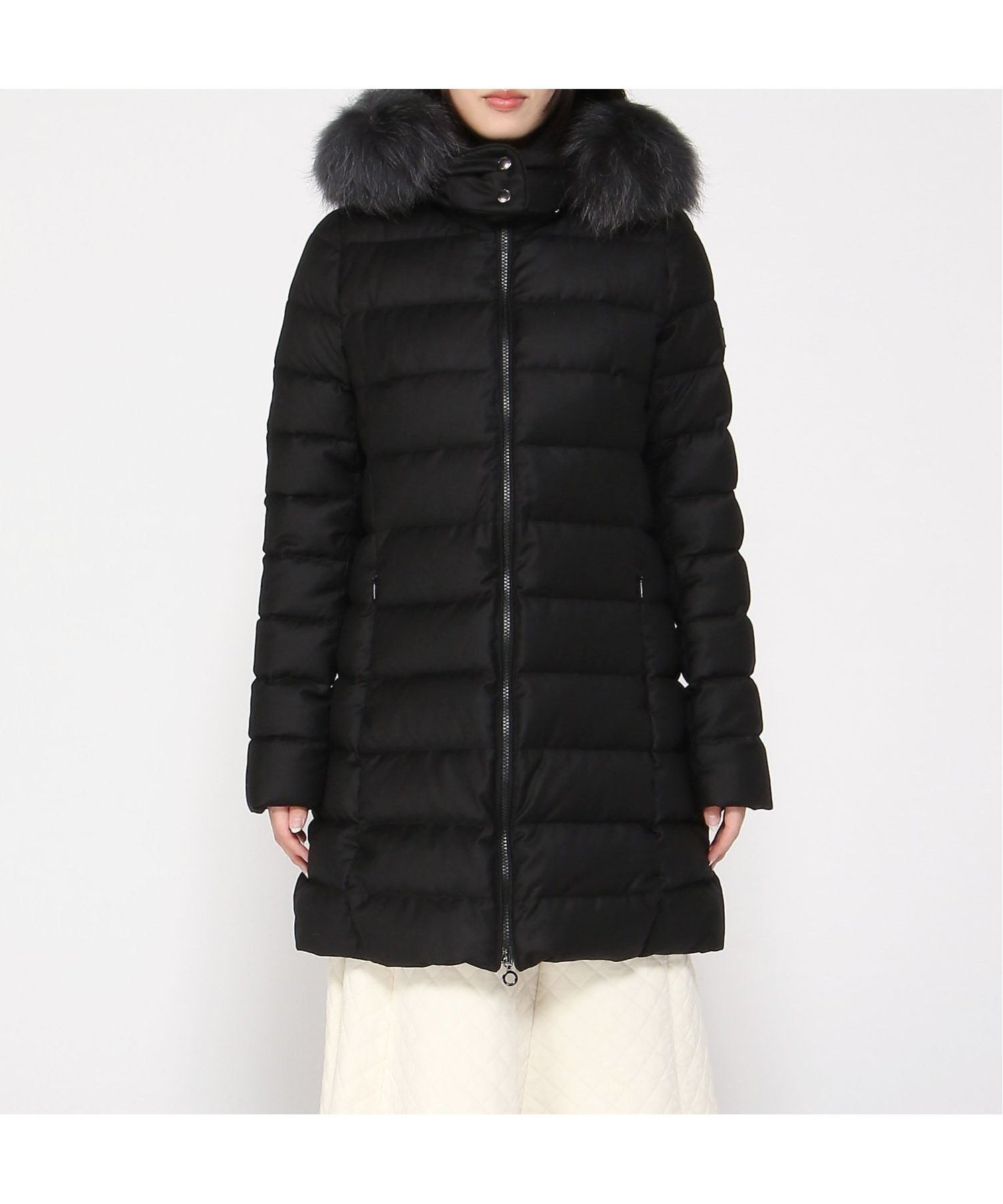 【タトラス コンセプトストア/TATRAS CONCEPT STORE】の【TATRAS 直営店】LAVIANA ラビアナ ロングダウンジャケット インテリア・キッズ・メンズ・レディースファッション・服の通販 founy(ファニー) 　ファッション　Fashion　レディースファッション　Fashion for Women　アウター　Coat / Outerwear Collection　レディースジャケット・軽アウター　Jackets　イタリア　Italy　エレガント 上品　Elegant　ダウン　Down, Puffer　定番　Standard, Basic Item　ポケット　Pocket, Pocket Detail　ミドル　Middle Length, Mid Height　BLACK|ID: prp329100004639593 ipo3291000000033444212