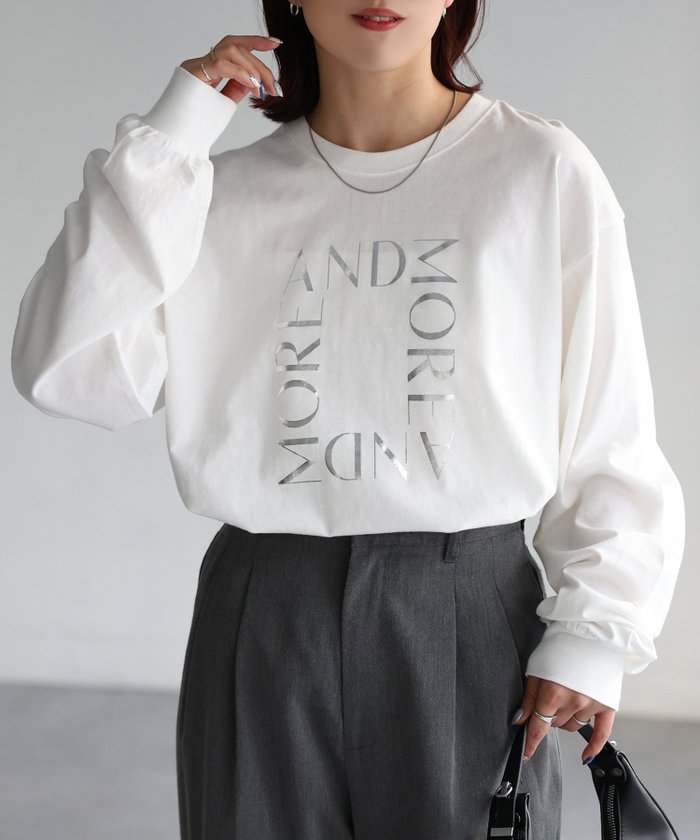【リベリー/Riberry】のスクエアロゴプリントロンT インテリア・キッズ・メンズ・レディースファッション・服の通販 founy(ファニー) https://founy.com/ ファッション Fashion レディースファッション Fashion for Women トップス・カットソー Cut & Sew Tops ロングTシャツ・Tシャツ Longline T-Shirts & Tees インナー Innerwear コンパクト Compact, Small Size サロペット Overalls, Salopette シンプル Simple, Minimal ジャケット Jacket, Outerwear スクエア Square, Square Shape スラックス Slacks, Dress Pants デニム Denim, Jeans Material プリント Print, Printed Pattern ボトム Bottoms, Lower Wear マーメイド Mermaid, Fishtail Silhouette リラックス Relax, Relaxed Fit ロング Long, Long-Length おすすめ Recommended / Our Picks |ID: prp329100004639606 ipo3291000000033833792