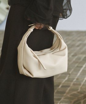 【カプリシューレマージュ/CAPRICIEUX LEMAGE】の【軽量/大容量】ロールハンドルバッグ 人気、トレンドファッション・服の通販 founy(ファニー) ファッション Fashion レディースファッション Fashion for Women バッグ Bags 財布 Wallet, Purse 軽量 Lightweight, Ultra Light |ID:prp329100004639737