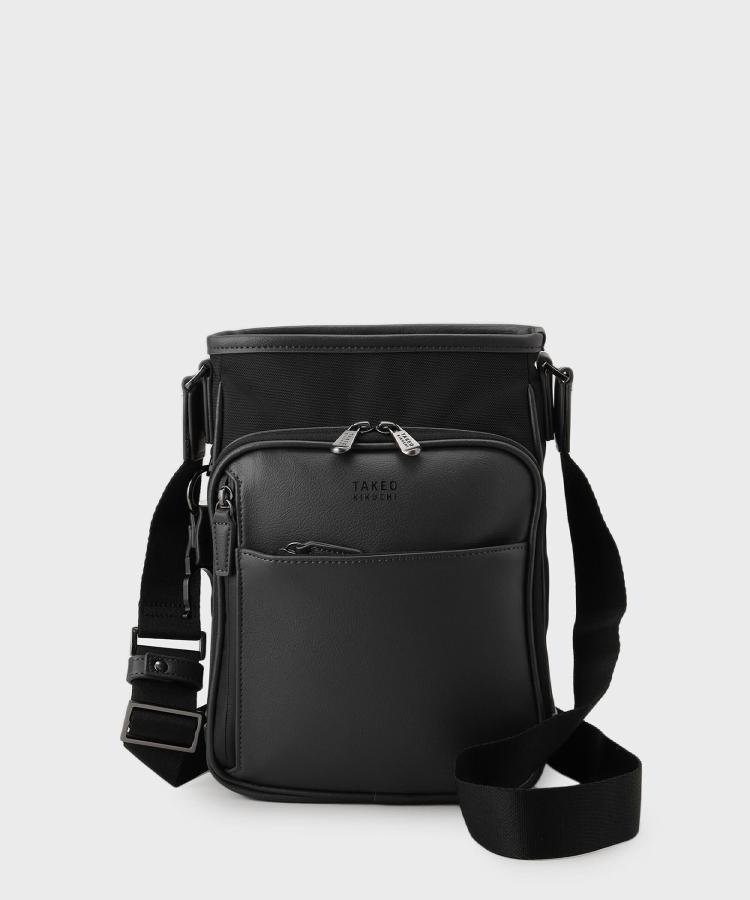 【タケオキクチ/TAKEO KIKUCHI / MEN】の【撥水機能】 CORDLEYスマートショルダー 人気、トレンドファッション・服の通販 founy(ファニー) 　ファッション　Fashion　メンズファッション　Fashion for Men　コレクション　Collection, Seasonal Line　コーティング　Coating, Coated Finish　傘　Umbrella, Parasol　軽量　Lightweight, Ultra Light　サッカー　Seersucker, Summer Fabric　ショルダー　Shoulder, Shoulder Strap　スタイリッシュ　Stylish, Fashionable　スポーツ　Sports, Activewear　財布　Wallet, Purse　チャーム　Charm, Pendant　トレンド　Trend, Trending Now　定番　Standard, Basic Item　ポケット　Pocket, Pocket Detail　犬　Dog　エレガント 上品　Elegant　ビジネス 仕事 通勤　Business / Work / Commuting　 other-1|ID: prp329100004640032 ipo3291000000033448965