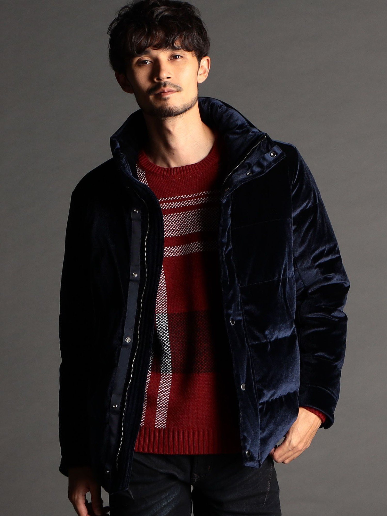 【ニコル/NICOLE / MEN】のニットベロア スタンドダウンブルゾン インテリア・キッズ・メンズ・レディースファッション・服の通販 founy(ファニー) 　ファッション　Fashion　メンズファッション　Fashion for Men　インナー　Innerwear　カットソー　Cut and Sewn Top　キルト　Quilt, Quilted Fabric　クッション　Cushion, Throw Pillow　シルバー　Silver, Metallic Silver　シンプル　Simple, Minimal　ジャカード／ジャガード　Jacquard, Woven Pattern　スタンド　Stand Collar, Upright Stand　ストレッチ　Stretch, Stretchy Fabric　ダウン　Down, Puffer　ドット　Polka Dot, Dot Pattern　フェザー　Feather, Feather Detail　フロント　Front, Front Design　ブルゾン　Blouson, Bomber Jacket　ベロア　Velour, Soft Velvet　67ネイビー|ID: prp329100004640263 ipo3291000000033452848