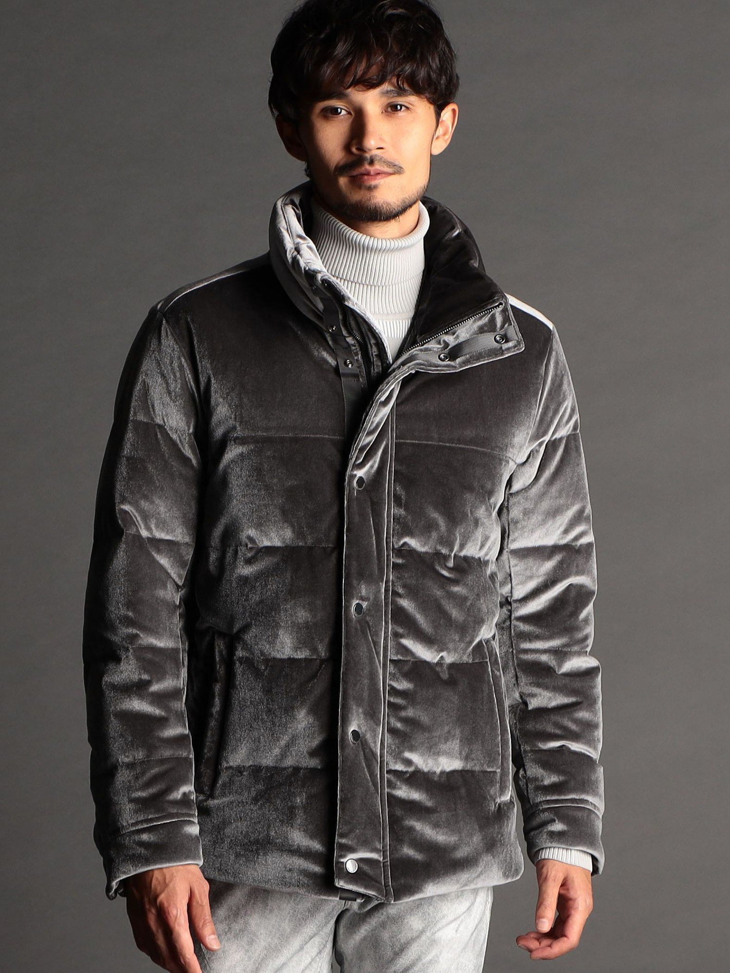 【ニコル/NICOLE / MEN】のニットベロア スタンドダウンブルゾン インテリア・キッズ・メンズ・レディースファッション・服の通販 founy(ファニー) 　ファッション　Fashion　メンズファッション　Fashion for Men　インナー　Innerwear　カットソー　Cut and Sewn Top　キルト　Quilt, Quilted Fabric　クッション　Cushion, Throw Pillow　シルバー　Silver, Metallic Silver　シンプル　Simple, Minimal　ジャカード／ジャガード　Jacquard, Woven Pattern　スタンド　Stand Collar, Upright Stand　ストレッチ　Stretch, Stretchy Fabric　ダウン　Down, Puffer　ドット　Polka Dot, Dot Pattern　フェザー　Feather, Feather Detail　フロント　Front, Front Design　ブルゾン　Blouson, Bomber Jacket　ベロア　Velour, Soft Velvet　29グレー|ID: prp329100004640263 ipo3291000000033452849
