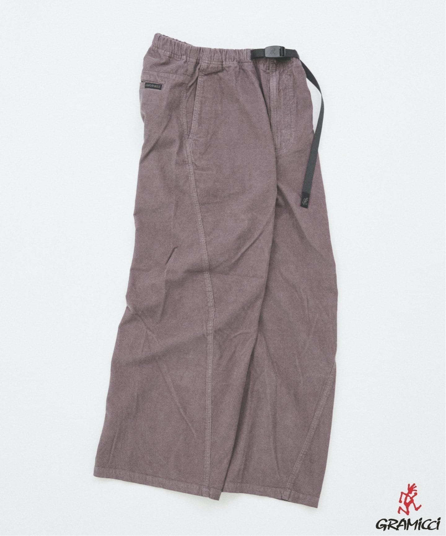 【ジャーナルスタンダード/JOURNAL STANDARD / MEN】のGramicci / グラミチ 別注 3D コーデュロイ パンツ インテリア・キッズ・メンズ・レディースファッション・服の通販 founy(ファニー) 　ファッション　Fashion　メンズファッション　Fashion for Men　ボトムス　Bottoms　アウトドア　Outdoor Clothing　カリフォルニア　California, Cali Style　キャラクター　Character, Licensed Characters　コンパクト　Compact, Small Size　コーデュロイ　Corduroy, Cord Fabric　バランス　Balance, Style Balance　パターン　Pattern, Design Print　フロント　Front, Front Design　別注　Limited Edition, Custom Order　ランニング　Running, Running Wear, Activewear, Jogging　ワイド　Wide, Wide Fit　A/W・秋冬　Autumn/Winter　グレー|ID: prp329100004640316 ipo3291000000033543382