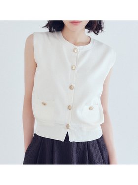 【リリーブラウン/Lily Brown】の金釦ニットベスト 人気、トレンドファッション・服の通販 founy(ファニー) ファッション Fashion レディースファッション Fashion for Women アウター Coat / Outerwear Collection トップス・カットソー Cut & Sew Tops ニット Knit Tops & Sweaters ベスト&ジレ / 重ね着スタイル Vests & Gilets ウォッシャブル Machine Washable シンプル Simple, Minimal フロント Front, Front Design ベスト Vest, Waistcoat エレガント 上品 Elegant |ID:prp329100004640557