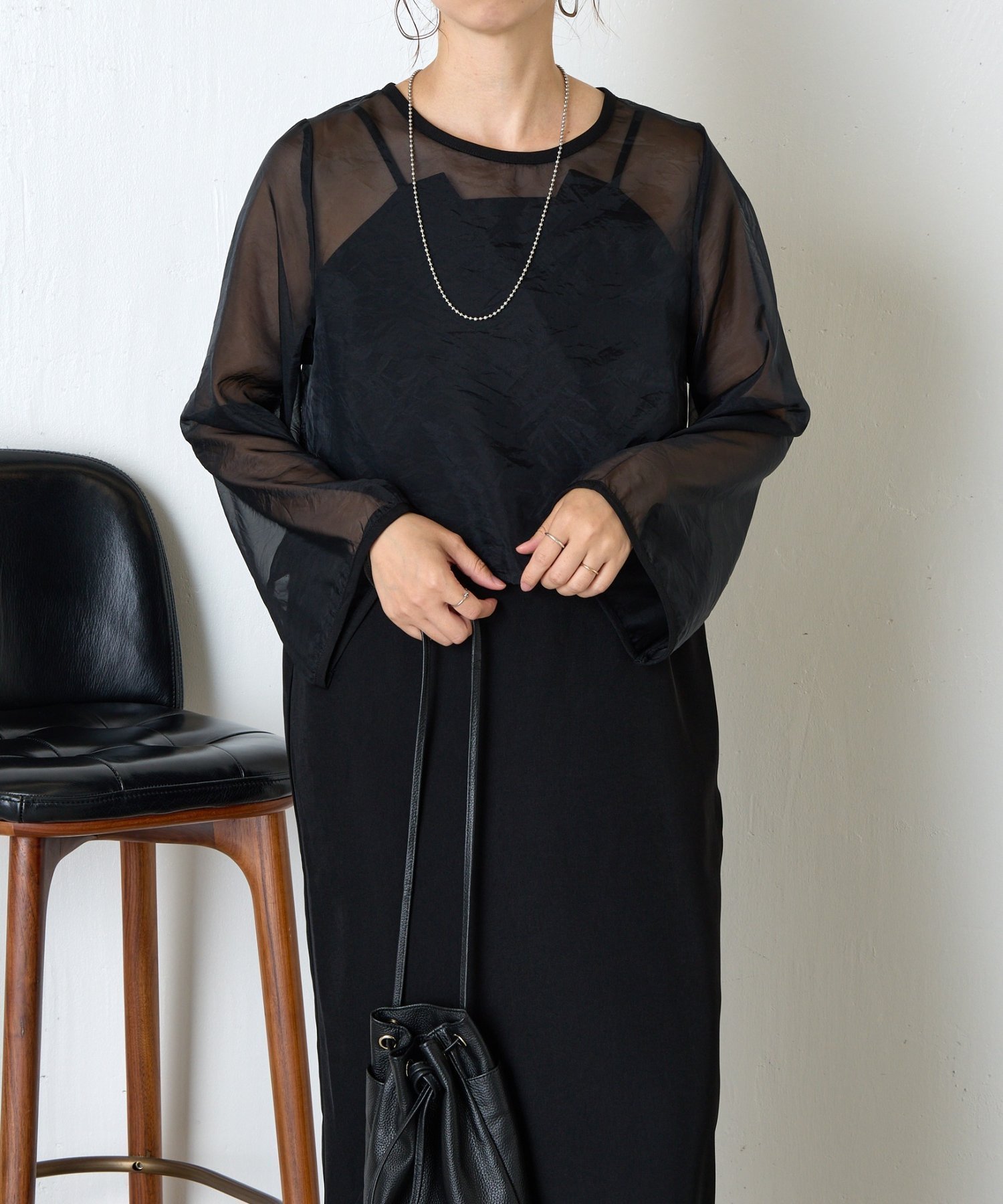 【ジェナ エスパス メルヴェイユ/Jena espace merveilleux】のシアーセットキャミワンピース インテリア・キッズ・メンズ・レディースファッション・服の通販 founy(ファニー) 　ファッション　Fashion　レディースファッション　Fashion for Women　ワンピース　Dresses　キャミソールワンピース　Camisole Dresses　キャミソール　Camisole, Spaghetti Strap Top　キャミワンピース　Cami Dress, Slip Dress　切替　Switching, Contrast Panel　スマート　Smart, Elegant　スリット　Slit, Slit Detail　タンク　Tank Top, Sleeveless Top　再入荷　Restock / Back in Stock　おすすめ　Recommended / Our Picks　ブラック|ID: prp329100004640621 ipo3291000000033458082