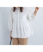 【ユナイテッドアローズ/UNITED ARROWS】のスタンド ペプラム ブラウス 人気、トレンドファッション・服の通販 founy(ファニー) ファッション Fashion レディースファッション Fashion for Women トップス・カットソー Cut & Sew Tops シャツ・ブラウス・オフィスカジュアル Elegant Blouses & Button-Ups カーディガン Cardigan, Knitwear スタンド Stand Collar, Upright Stand スリーブ Sleeve, Long Sleeve / Short Sleeve タイトスカート Pencil Skirt, Tight Skirt デニム Denim, Jeans Material バランス Balance, Style Balance ペプラム Peplum, Flared Hem ビジネス 仕事 通勤 Business / Work / Commuting 羽織 Haori, Light Jacket thumbnail WHITE|ID: prp329100004640859 ipo3291000000033636733