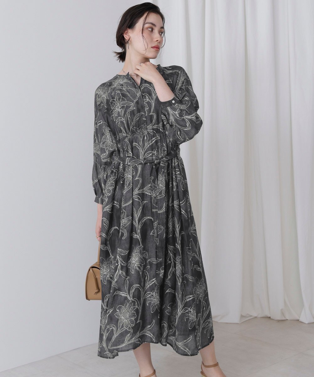 【バブ ブージュルード/Bab Bou Jeloud】のフラワー柄ワンピース インテリア・キッズ・メンズ・レディースファッション・服の通販 founy(ファニー) 　ファッション　Fashion　レディースファッション　Fashion for Women　ワンピース　Dresses　エアリー　Airy Texture　シアー　Sheer, See-Through　スキッパー　Skipper, Open Collar　デニム　Denim, Jeans Material　フェミニン　Feminine, Girly　フラワー　Flower, Floral　フレア　Flare, Flared　プリント　Print, Printed Pattern　リボン　Ribbon, Bow　ワイド　Wide, Wide Fit　再入荷　Restock / Back in Stock　BLACK|ID: prp329100004641206 ipo3291000000033468119