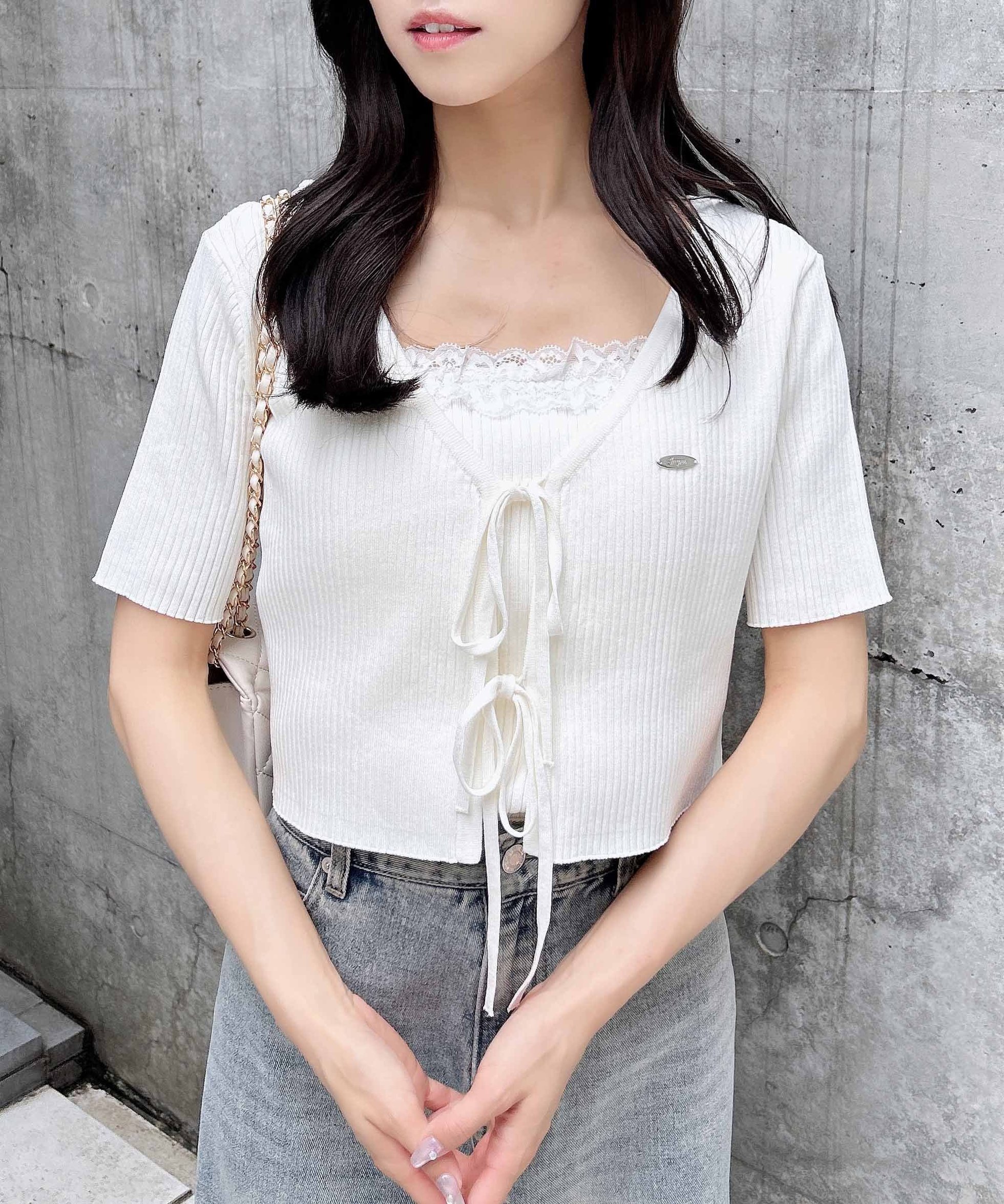 【イング/INGNI】のフロントリボン半袖ニットカーディガン+レースリブキャミセット 人気、トレンドファッション・服の通販 founy(ファニー) 　ファッション　Fashion　レディースファッション　Fashion for Women　トップス・カットソー　Cut & Sew Tops　ニット　Knit Tops & Sweaters　カーディガン・羽織り　Layered Style Cardigans　キャミソール&ノースリーブ　Camisoles & Sleeveless Tops　アンサンブル　Ensemble Set　カーディガン　Cardigan, Knitwear　キャミ　Camisole, Cami Top　キャミソール　Camisole, Spaghetti Strap Top　サマー　Summer, Summer Style　シンプル　Simple, Minimal　デニム　Denim, Jeans Material　人気　Popular, Best Seller　フィット　Fit, Slim Fit　フェミニン　Feminine, Girly　フロント　Front, Front Design　プレート　Plate, Dish　半袖　Short Sleeve, Half Sleeve　無地　Plain, Solid Color　リブニット　Rib Knit, Ribbed Knit　リボン　Ribbon, Bow　レース　Lace, Lace Fabric　ワンポイント　One Point, Statement Accent　おすすめ　Recommended / Our Picks　夏　Summer　 other-1|ID: prp329100004641262 ipo3291000000033469034