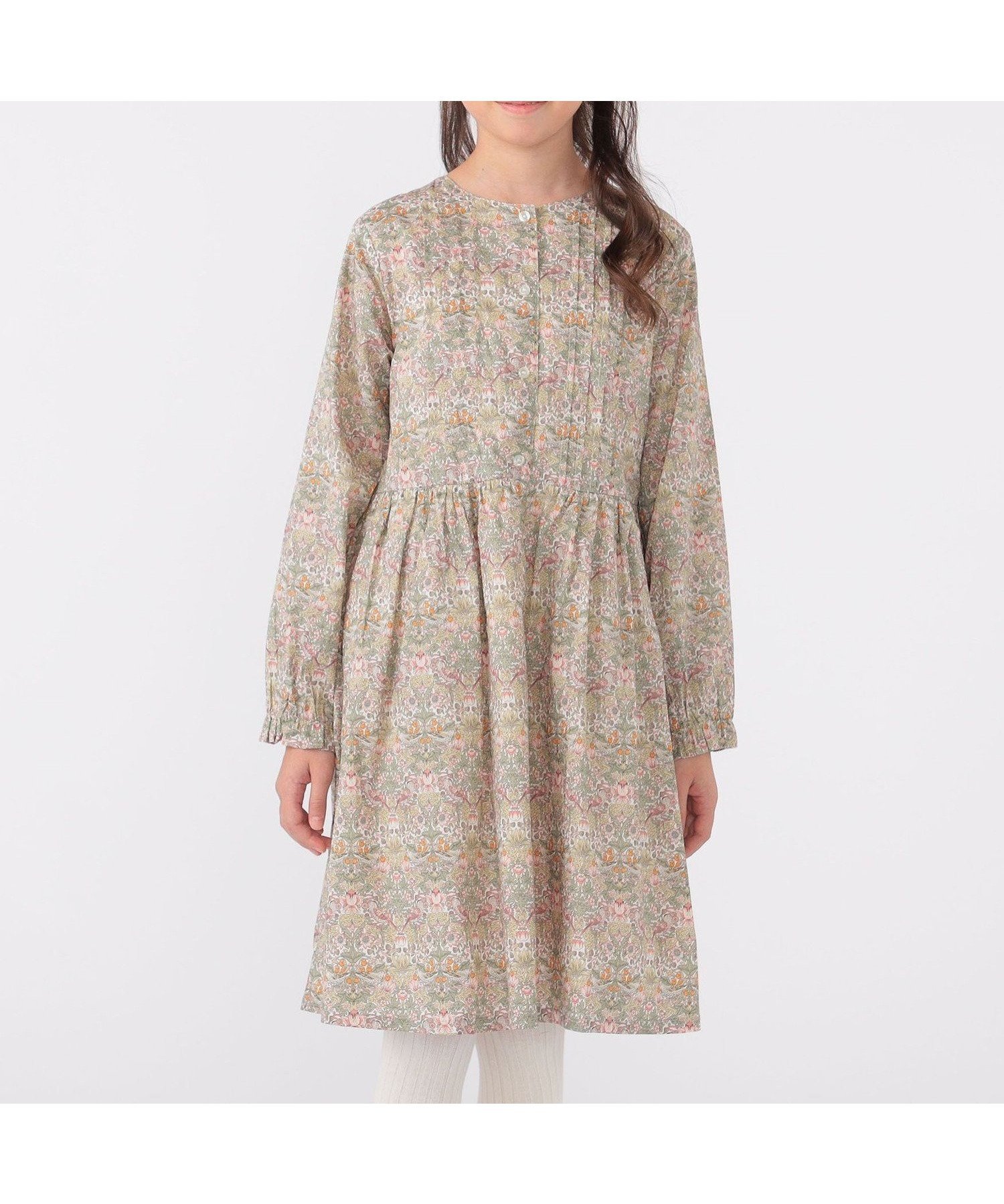 【シップス/SHIPS / KIDS】のSHIPS KIDS 140~150cm / リバティ 長袖 ワンピース インテリア・キッズ・メンズ・レディースファッション・服の通販 founy(ファニー) 　ファッション　Fashion　キッズファッション　Fashion for Kids　ワンピース　Dresses　インナー　Innerwear　エレガント 上品　Elegant　春　Spring　秋　Autumn　カーディガン　Cardigan, Knitwear　ギャザー　Gathered, Ruffled　クラシック　Classic, Timeless Style　コレクション　Collection, Seasonal Line　ダウン　Down, Puffer　長袖　Long Sleeve, Full Sleeve　ハンド　Hand, Handmade　パターン　Pattern, Design Print　プリント　Print, Printed Pattern　ベスト　Vest, Waistcoat　ポケット　Pocket, Pocket Detail　モノトーン　Monotone, Black and White　ロング　Long, Long-Length　ロンドン　London Style, British Inspired　A/W・秋冬　Autumn/Winter　おすすめ　Recommended / Our Picks　ギフト プレゼント　Gift / Present　ライトオリーブ|ID: prp329100004641371 ipo3291000000033470661