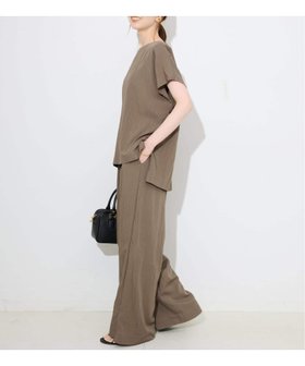 【スローブ イエナ/SLOBE IENA】 《2枚セット》ブラウス*パンツセットアップ人気、トレンドファッション・服の通販 founy(ファニー) ファッション Fashion レディースファッション Fashion for Women セットアップ Matching Sets レディースパンツ・ボトムス Pants & Trousers / Bottoms 2025年 2025 2025-2026秋冬・A/W Autumn/Winter 2025–26 AW25–26 おすすめ Recommended / Our Picks シンプル Simple, Minimal セットアップ Set-Up, Coordinated Outfit ダウン Down, Puffer デニム Denim, Jeans Material バランス Balance, Style Balance ミュール Mule, Backless Shoes エレガント 上品 Elegant |ID:prp329100004641418