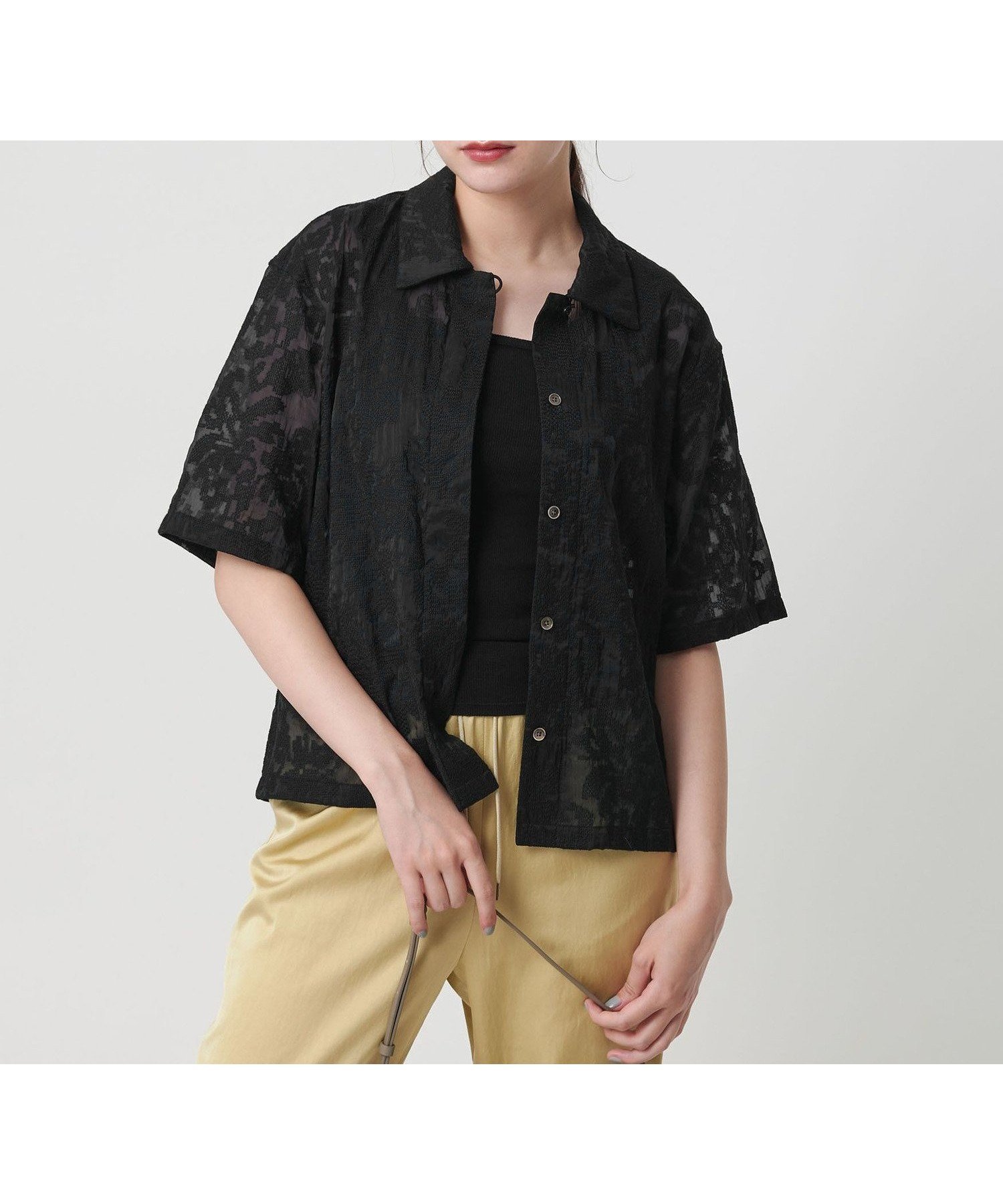【ビューティ&ユース ユナイテッドアローズ/BEAUTY&YOUTH / UNITED ARROWS】のナイロン エンブロイダリー ショートスリーブシャツ ウォッシャブル インテリア・キッズ・メンズ・レディースファッション・服の通販 founy(ファニー) 　ファッション　Fashion　レディースファッション　Fashion for Women　トップス・カットソー　Cut & Sew Tops　シャツ・ブラウス・オフィスカジュアル　Elegant Blouses & Button-Ups　インナー　Innerwear　ウォッシャブル　Machine Washable　エンブロイダリー　Embroidery Design　シアー　Sheer, See-Through　スラックス　Slacks, Dress Pants　デニム　Denim, Jeans Material　バランス　Balance, Style Balance　ボトム　Bottoms, Lower Wear　半袖　Short Sleeve, Half Sleeve　BLACK|ID: prp329100004641455 ipo3291000000033903406