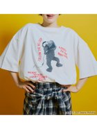 【サマンサモスモス/Samansa Mos2】の【SESAME STREET meets SM2】フォトプリントTシャツ 人気、トレンドファッション・服の通販 founy(ファニー) ファッション Fashion レディースファッション Fashion for Women トップス・カットソー Cut & Sew Tops シャツ・ブラウス・オフィスカジュアル Elegant Blouses & Button-Ups ロングTシャツ・Tシャツ Longline T-Shirts & Tees プリント Print, Printed Pattern thumbnail レッド|ID: prp329100004641504 ipo3291000000033800619