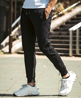 【シフォン/SHIFFON / MEN】の1PIU1UGUALE3 RELAX/USB-24116 ラインストーン刺繍ロゴスウェットパンツ 人気、トレンドファッション・服の通販 founy(ファニー) ファッション Fashion メンズファッション Fashion for Men ボトムス Bottoms スウェット / スエット Sweatshirt, Sweatwear ストーン Stone, Gem-Like セットアップ Set-Up, Coordinated Outfit パーカー Hoodie, Parka ラグジュアリー Luxury, Elegant リラックス Relax, Relaxed Fit |ID:prp329100004641536