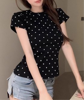 【チェルカ/CERCA】のNia/Nia(ニア)/ドット柄 半袖Tシャツ 人気、トレンドファッション・服の通販 founy(ファニー) ファッション Fashion レディースファッション Fashion for Women トップス・カットソー Cut & Sew Tops シャツ・ブラウス・オフィスカジュアル Elegant Blouses & Button-Ups ロングTシャツ・Tシャツ Longline T-Shirts & Tees ガーリー Girly, Feminine Style トレンド Trend, Trending Now ドット Polka Dot, Dot Pattern ネックレス Necklace, Pendant Necklace フリル Frill, Ruffle ベーシック Basic, Essential レース Lace, Lace Fabric 今季 This Season, Current Season 半袖 Short Sleeve, Half Sleeve |ID:prp329100004641874