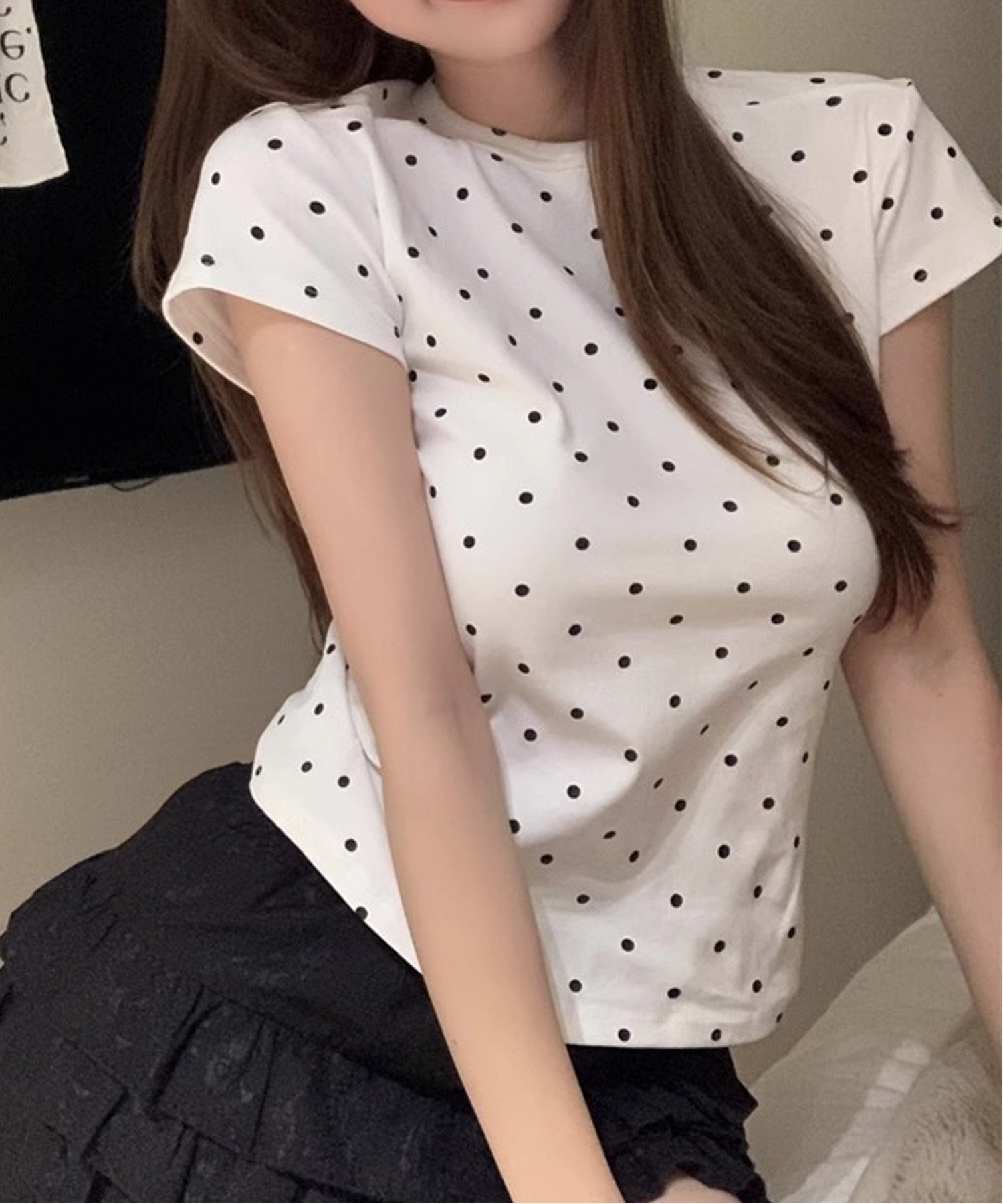 【チェルカ/CERCA】のNia/Nia(ニア)/ドット柄 半袖Tシャツ インテリア・キッズ・メンズ・レディースファッション・服の通販 founy(ファニー) 　ファッション　Fashion　レディースファッション　Fashion for Women　トップス・カットソー　Cut & Sew Tops　シャツ・ブラウス・オフィスカジュアル　Elegant Blouses & Button-Ups　ロングTシャツ・Tシャツ　Longline T-Shirts & Tees　ガーリー　Girly, Feminine Style　トレンド　Trend, Trending Now　ドット　Polka Dot, Dot Pattern　ネックレス　Necklace, Pendant Necklace　フリル　Frill, Ruffle　ベーシック　Basic, Essential　レース　Lace, Lace Fabric　今季　This Season, Current Season　半袖　Short Sleeve, Half Sleeve　ホワイト|ID: prp329100004641874 ipo3291000000033544085