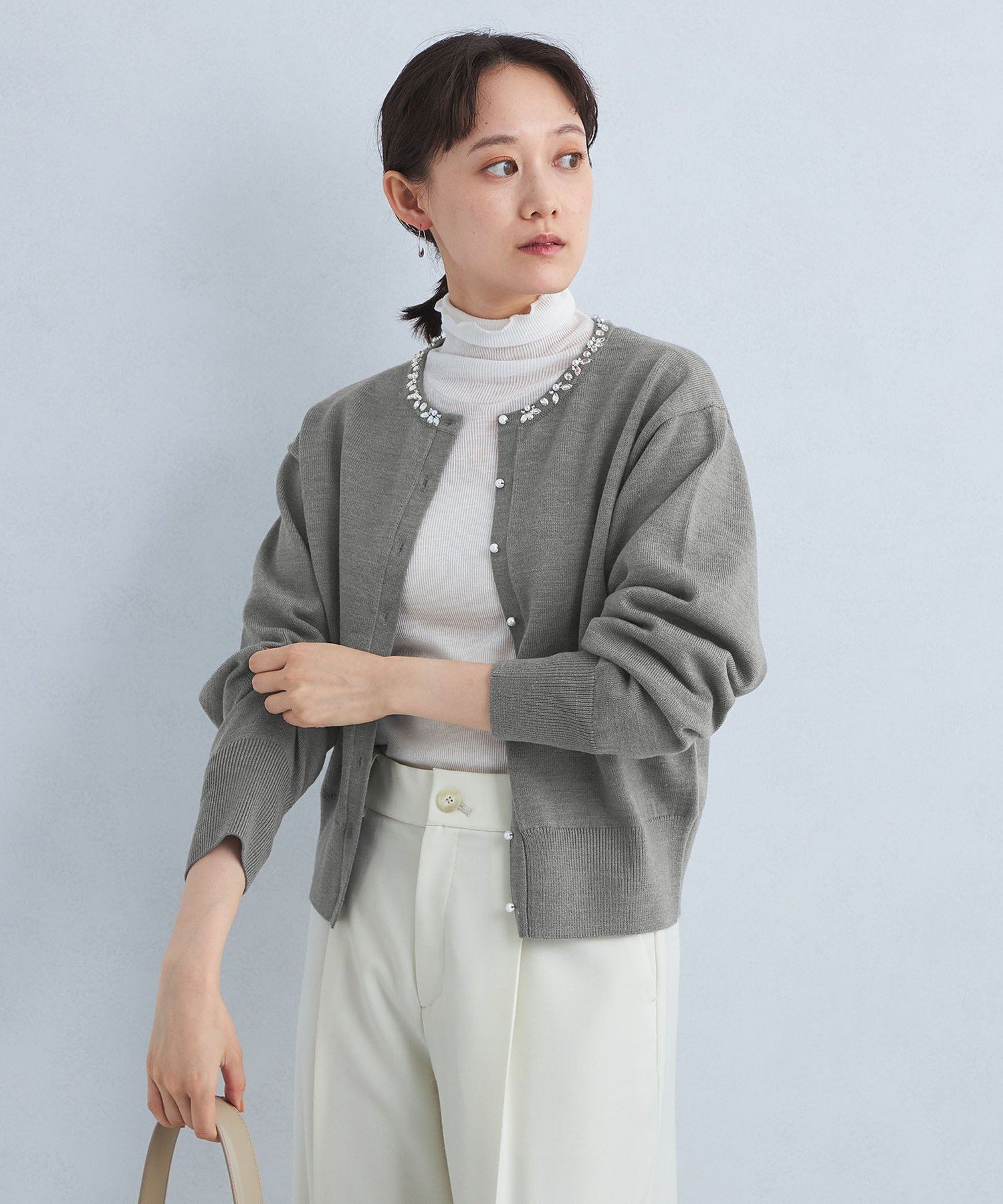 【ユナイテッドアローズ/UNITED ARROWS】のスパークル ビジュー ニット カーディガン -ウォッシャブル- インテリア・キッズ・メンズ・レディースファッション・服の通販 founy(ファニー) 　ファッション　Fashion　レディースファッション　Fashion for Women　トップス・カットソー　Cut & Sew Tops　ニット　Knit Tops & Sweaters　カーディガン・羽織り　Layered Style Cardigans　ウェーブ　Wavy Pattern　ウォッシャブル　Machine Washable　カーディガン　Cardigan, Knitwear　ビジュー　Bijou, Jewel-like Accent　MD.GRAY|ID: prp329100004642055 ipo3291000000033480677